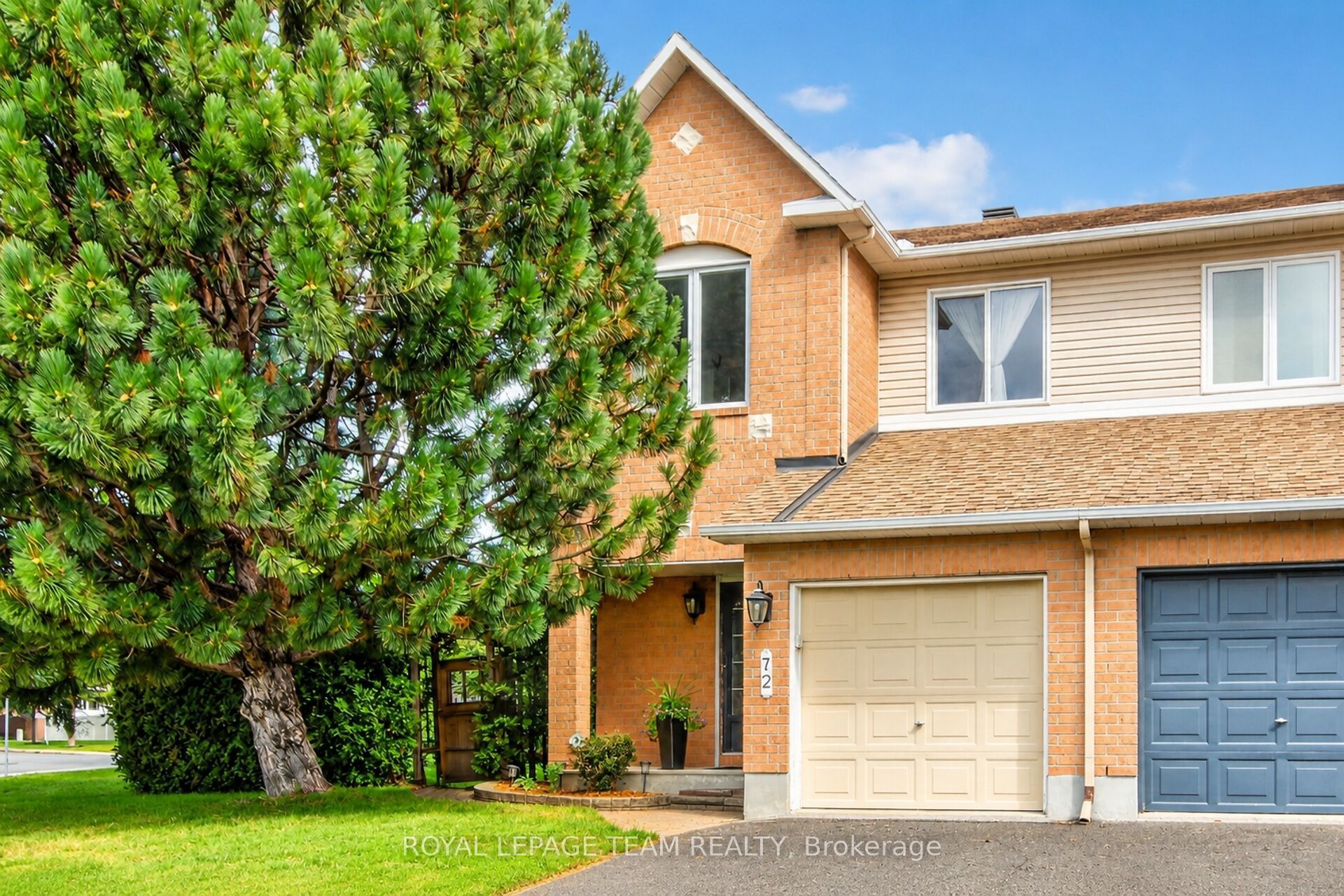 72 Sheppard's Glen Avenue, Kanata, ON K2M 2M9