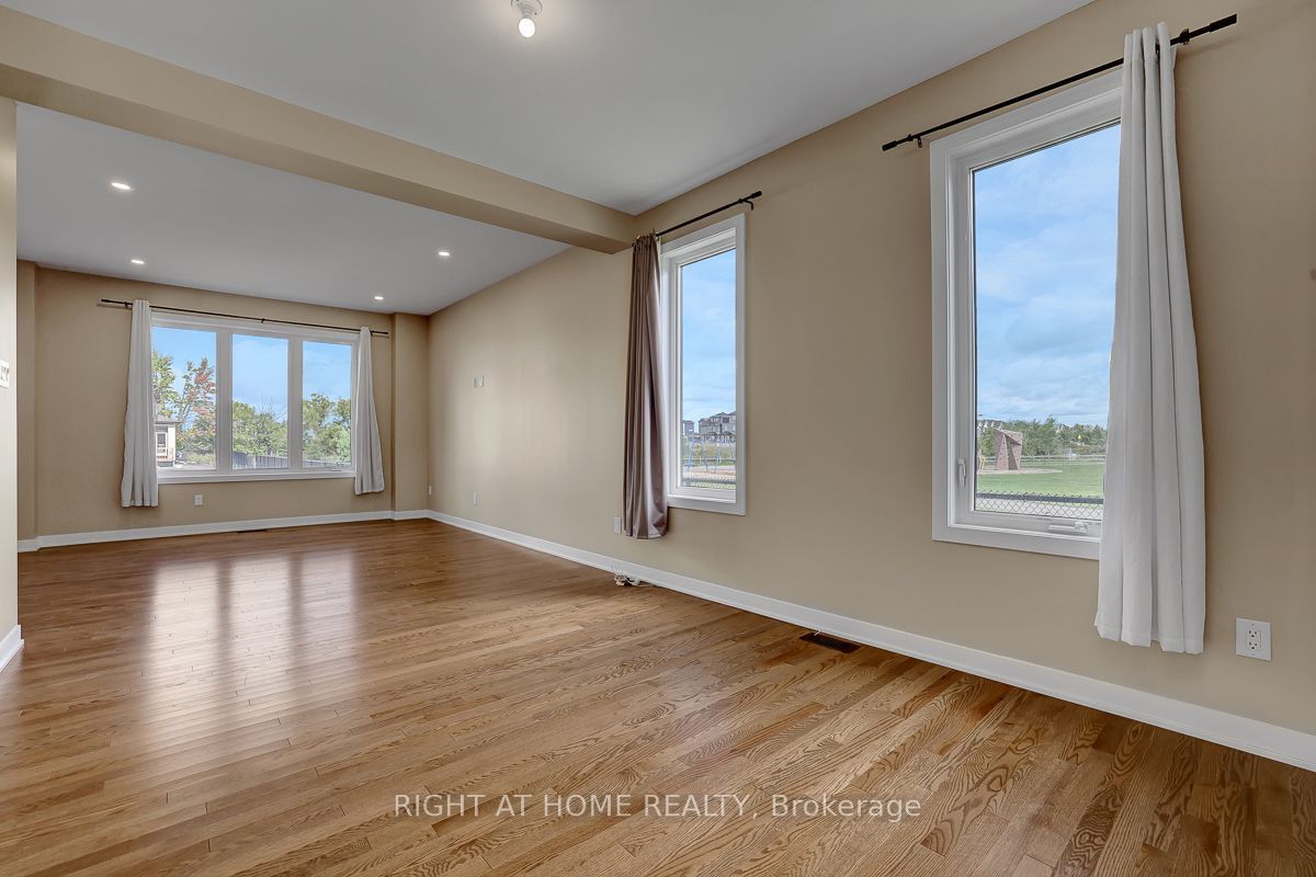 218 Conservancy Drive, Barrhaven, ON K2J 7M5 photo 4