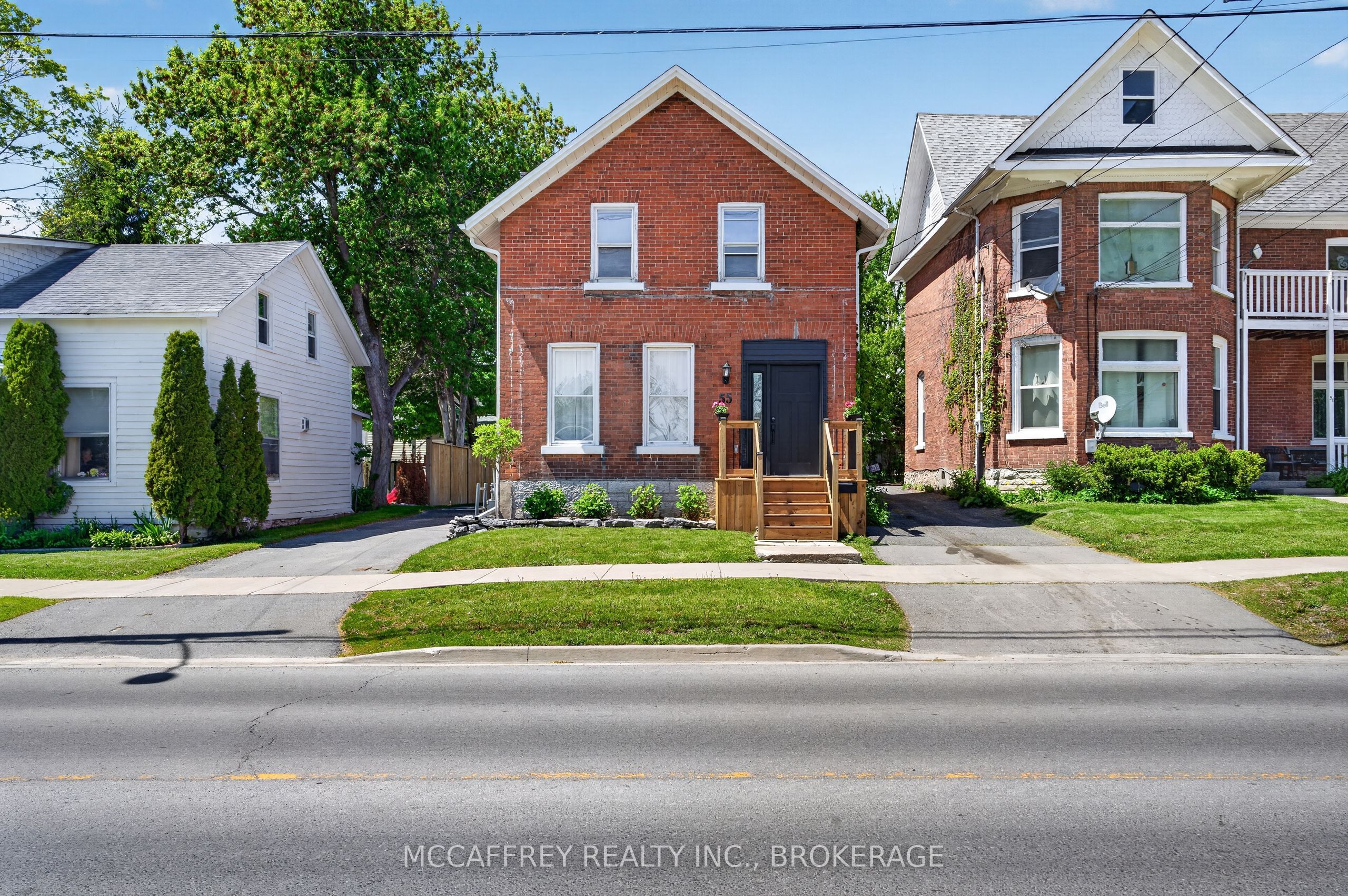 55 Bridge Street W, Greater Napanee, ON K7R 2C4