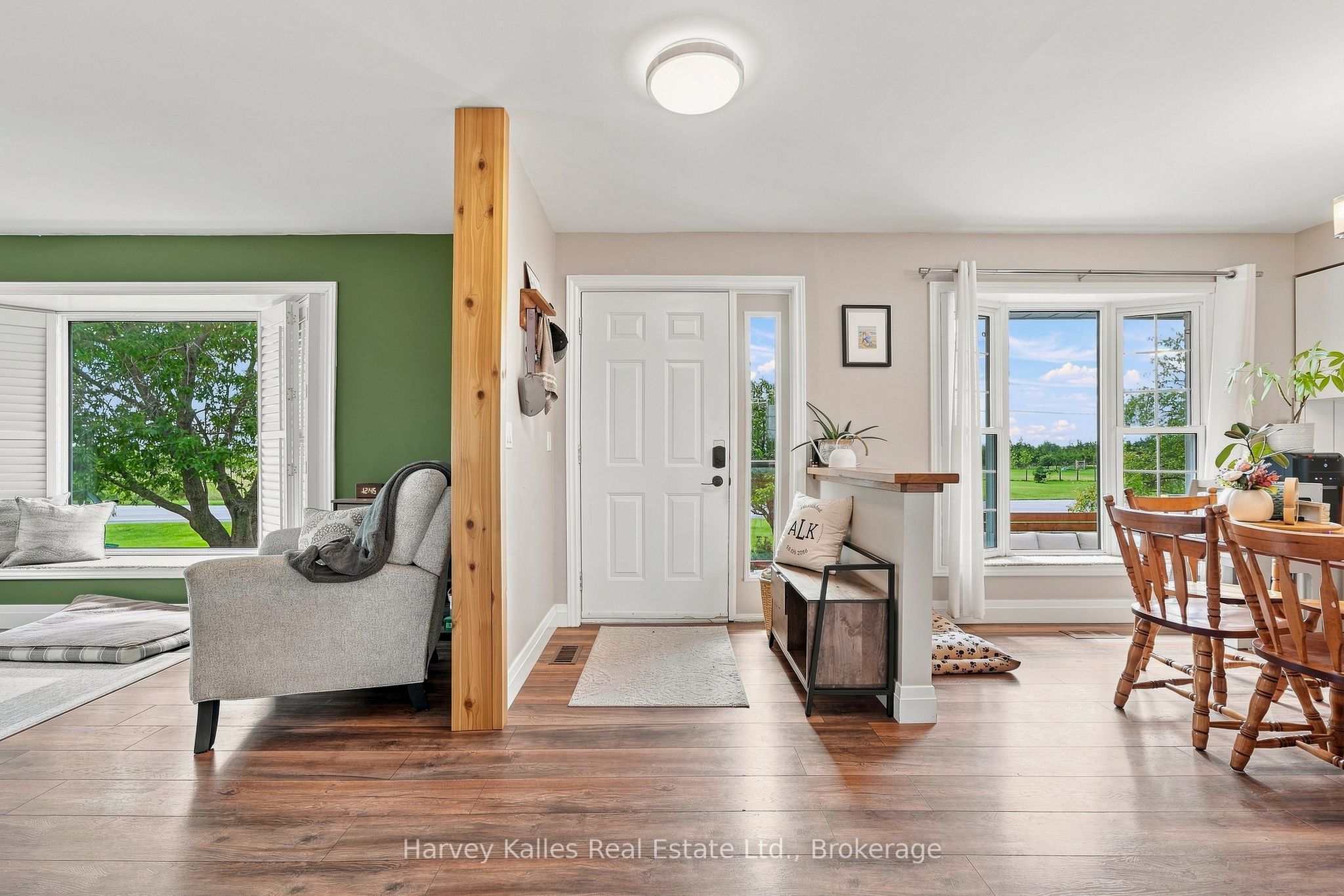 3437 County Rd 2 Road, Prince Edward County, ON K0K 1A0 photo 4