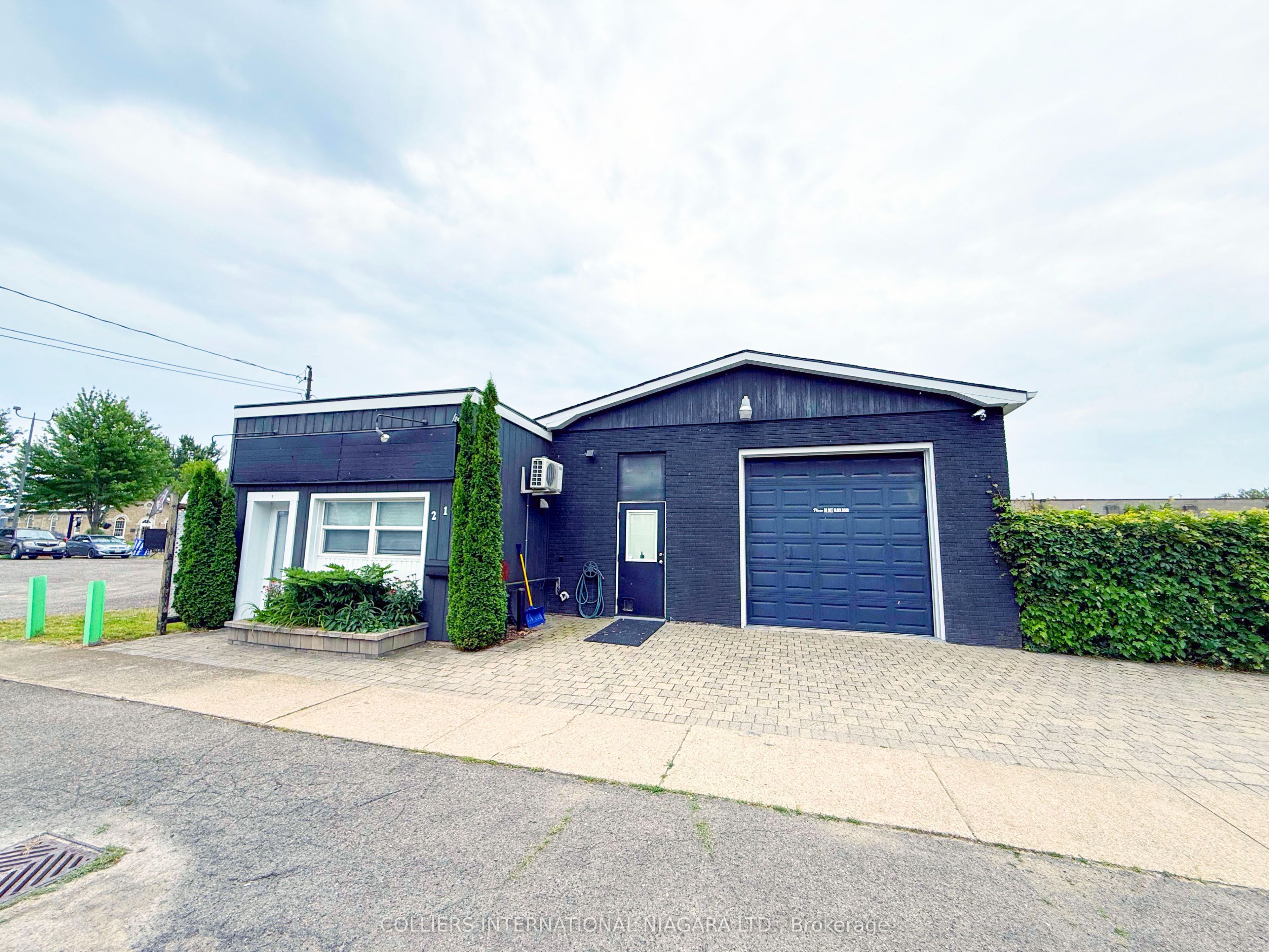 212 Mellanby Avenue, Port Colborne, ON L3K 2L9