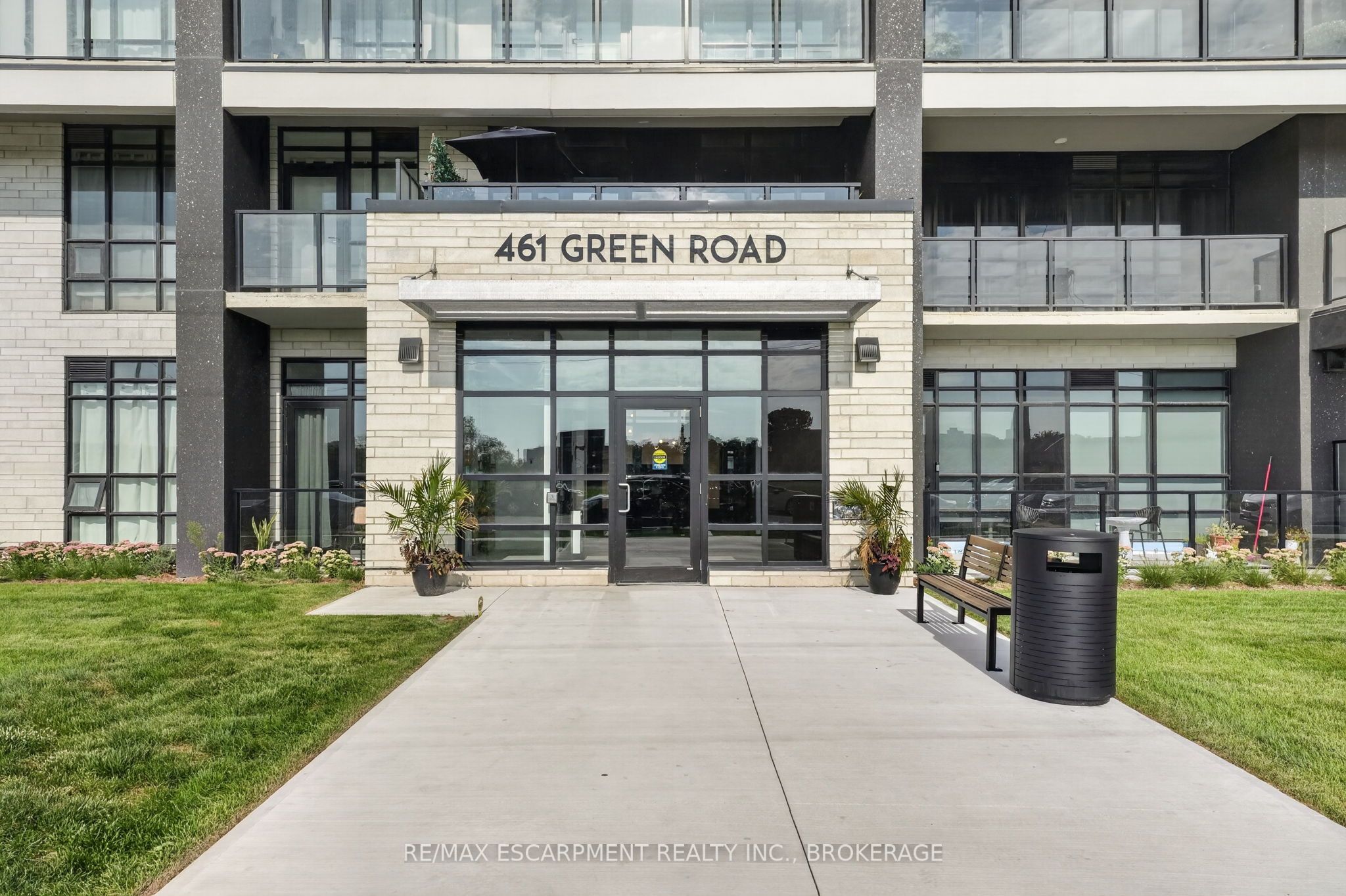 461 Green Road #205, Hamilton, ON L8E 5B4 photo 2