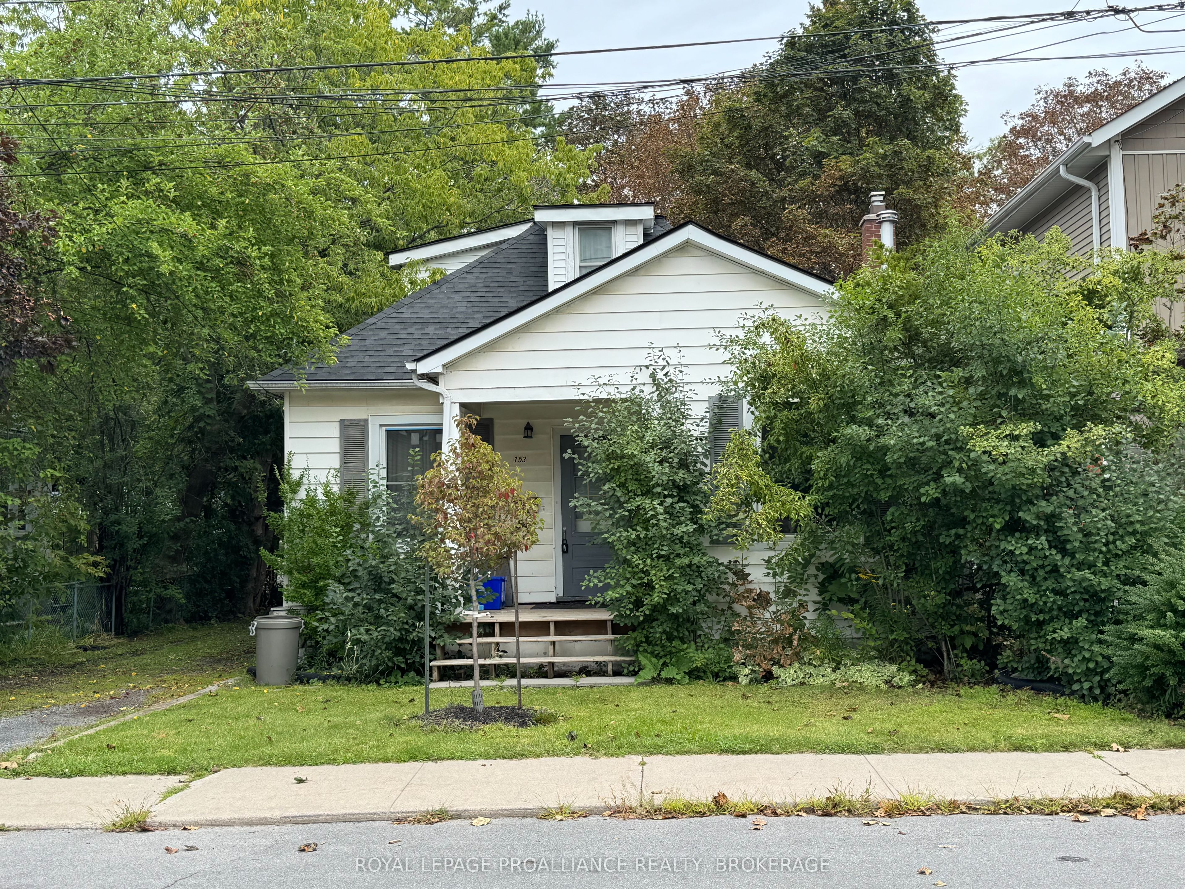 153 Macdonnell Street, Kingston, ON K7L 4B9