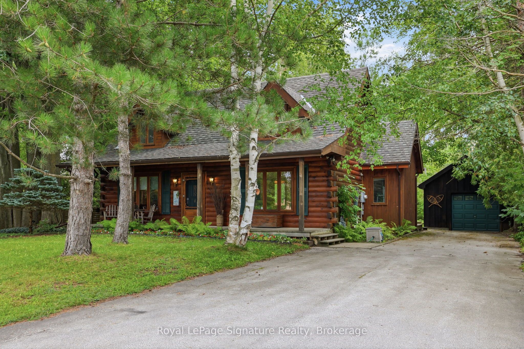 200 TIMMONS Street, Blue Mountains, ON L9Y 3Z2
