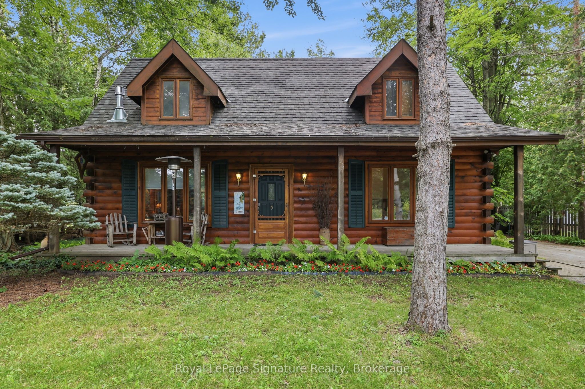 200 TIMMONS Street, Blue Mountains, ON L9Y 3Z2 photo 2