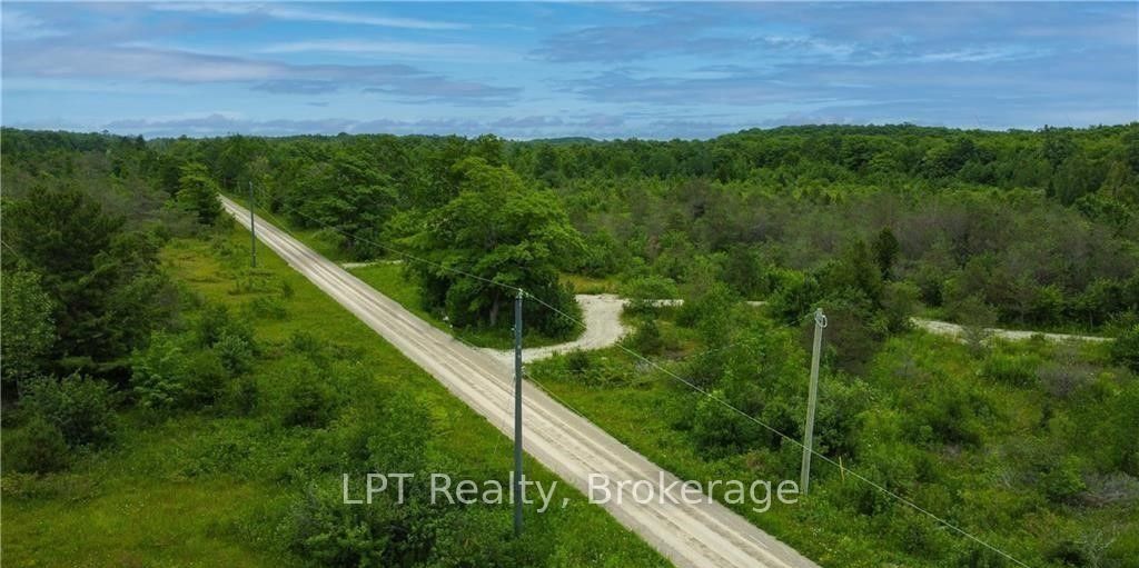 150 LINDSAY ROAD 40, Northern Bruce Peninsula, ON N0H 1Z0 photo 2