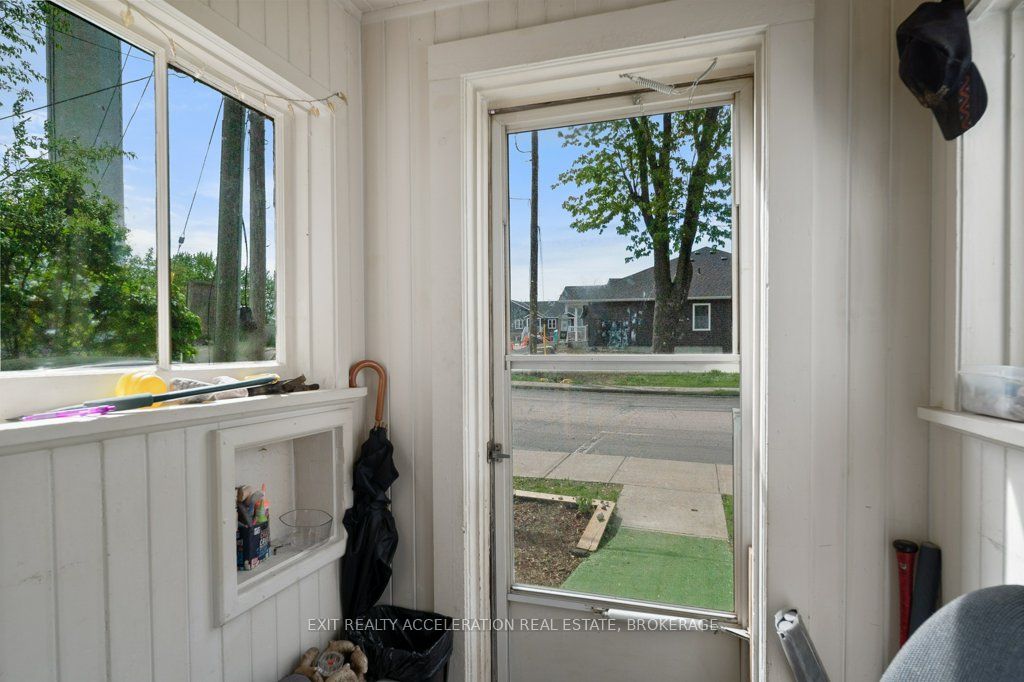 349 Stanley Street, Deseronto, ON K0K 1X0 photo 2