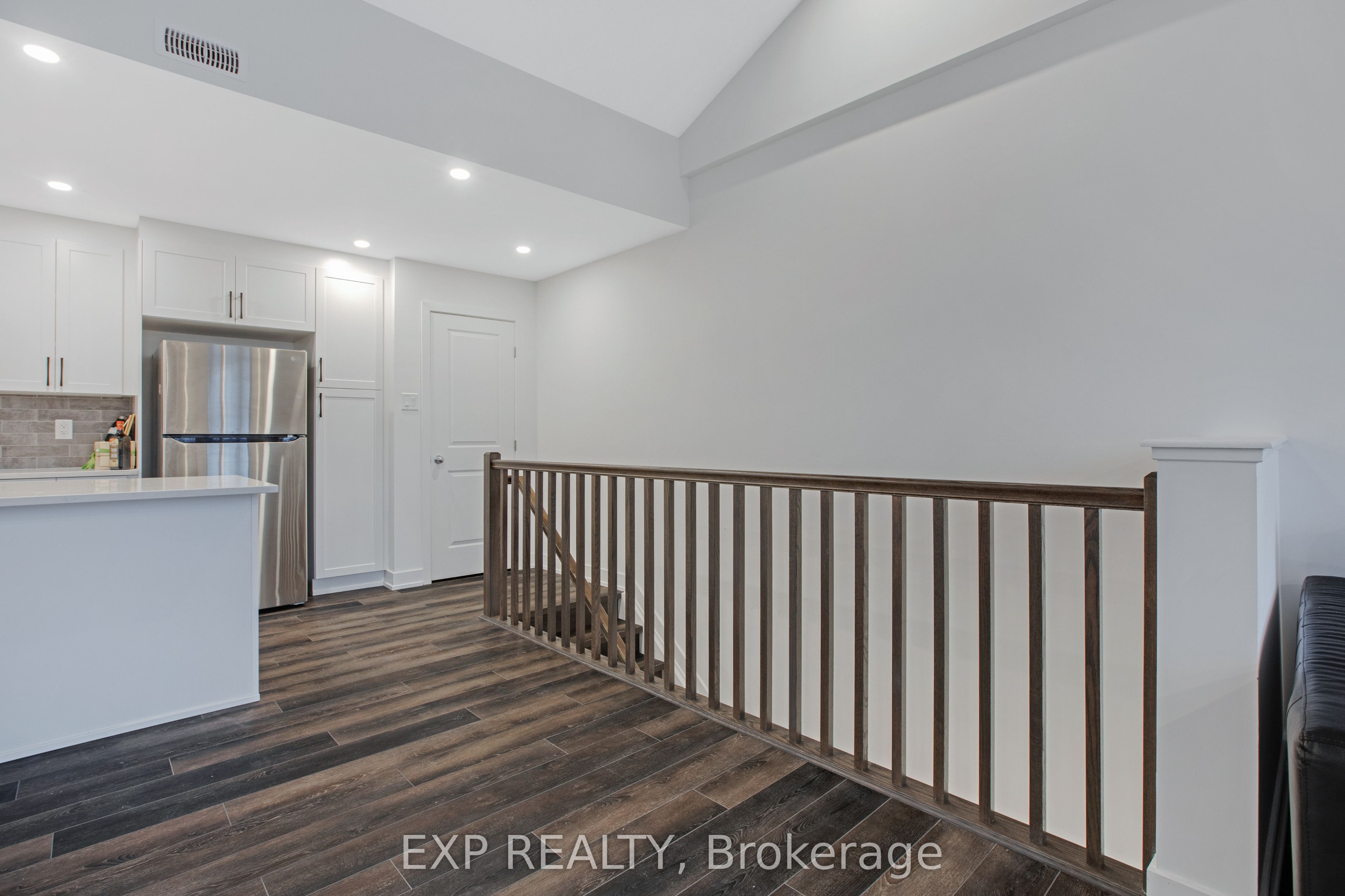 380 ROLLING MEADOW Crescent C, Orleans - Convent Glen and Area, ON K1W 0A7 photo 3