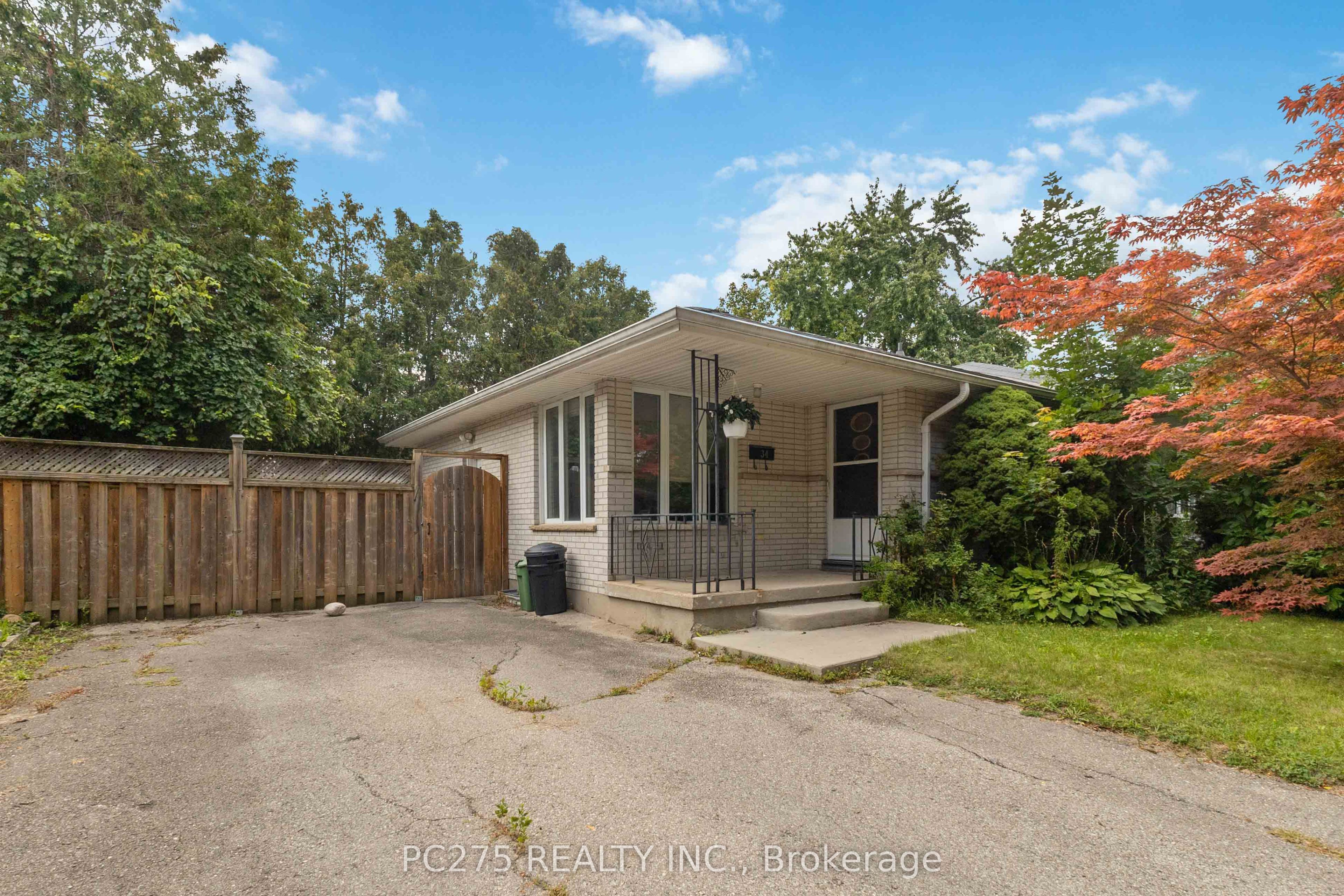 34 Oregon Road, London South, ON N5Z 4B9 photo 2