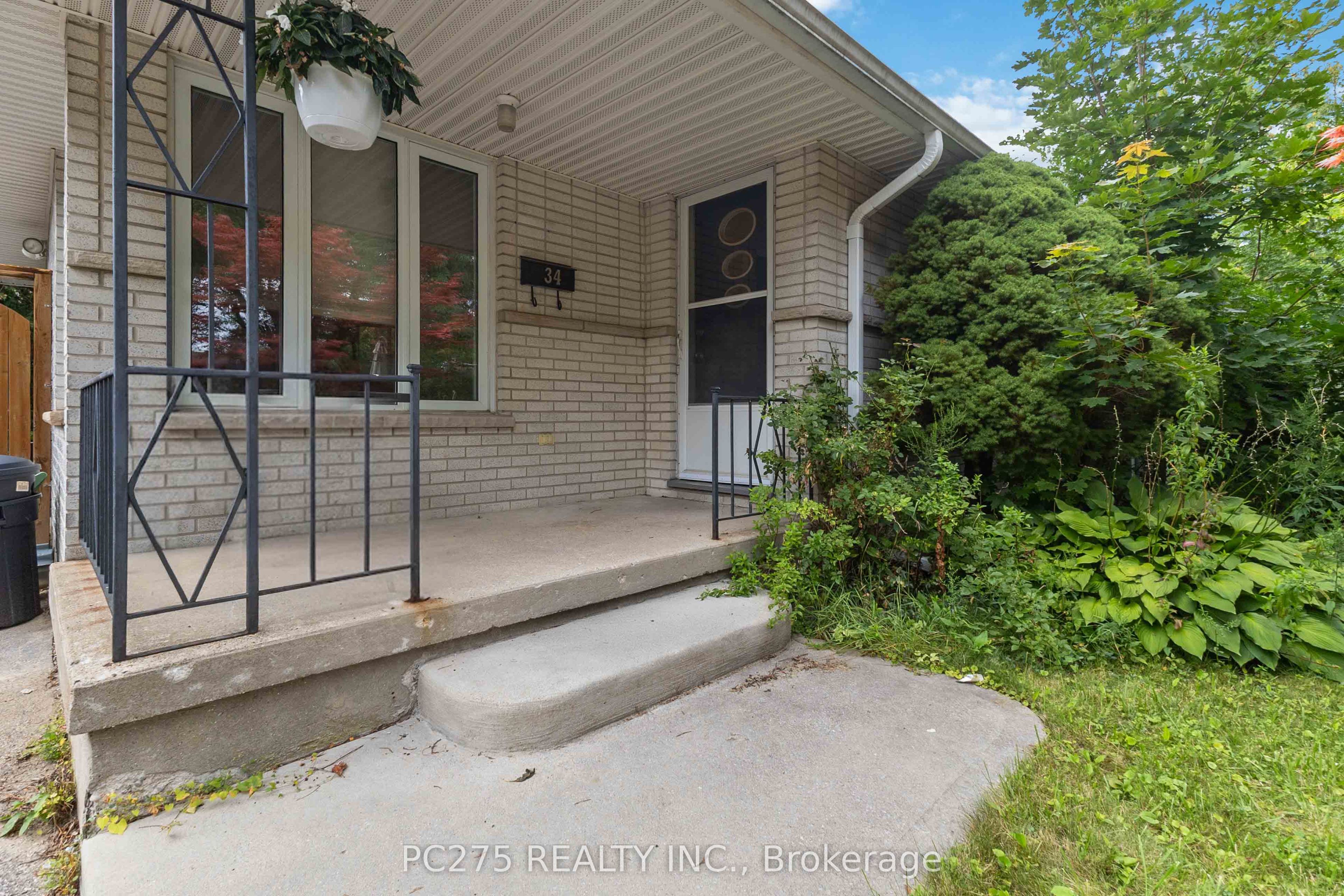 34 Oregon Road, London South, ON N5Z 4B9 photo 3