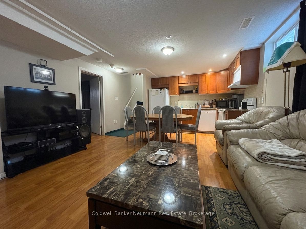 42 Hill Trail LOWER, Guelph, ON N1E 7C5 photo 2