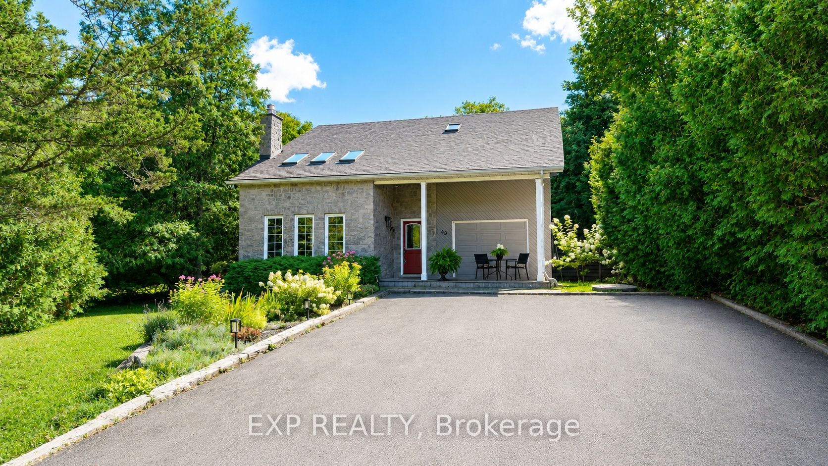 49 King Street W, Blue Mountains, ON N0H 2P0