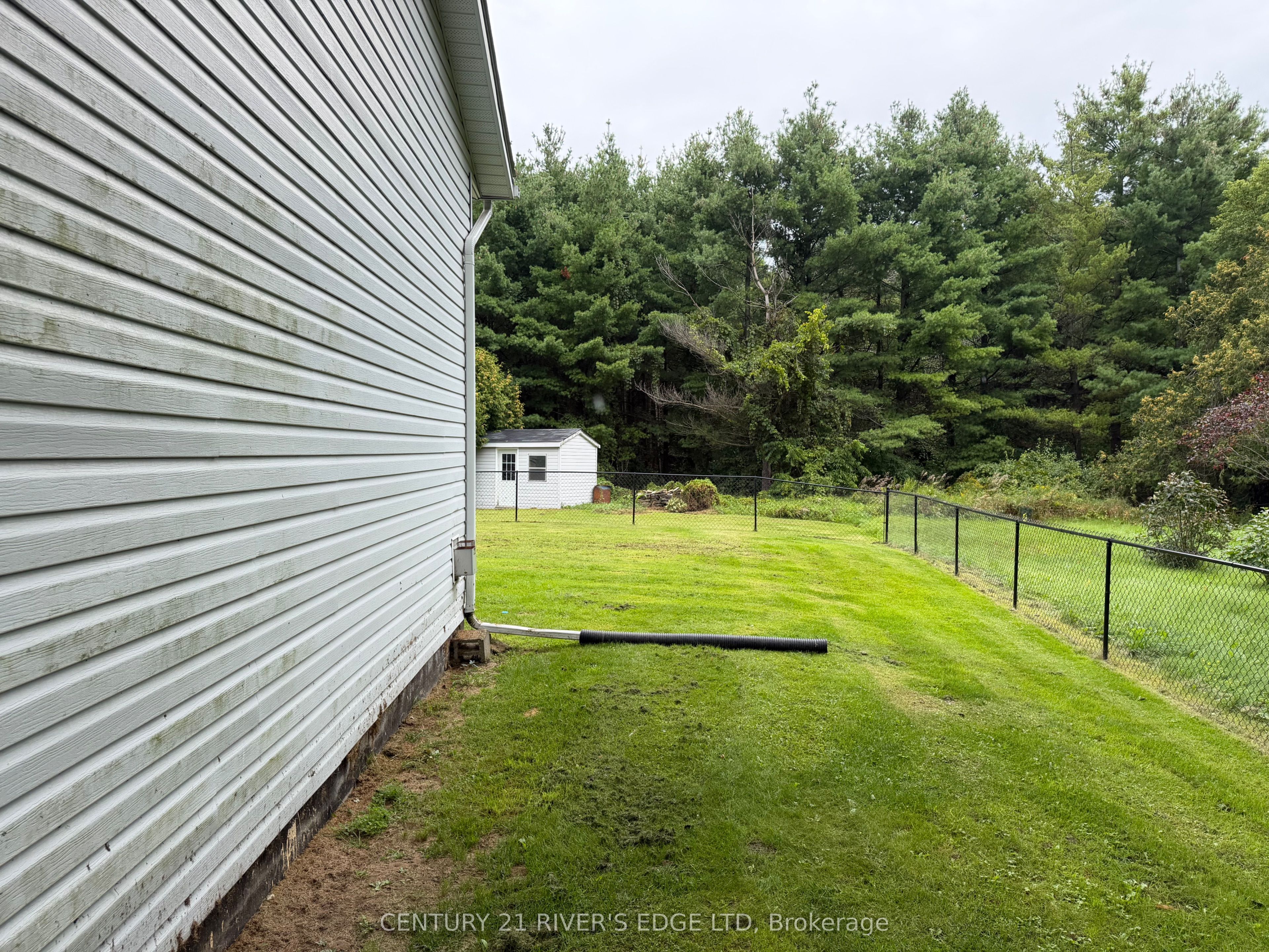 7009 County Rd 29 Road, Elizabethtown-Kitley, ON K6V 5T4 photo 4