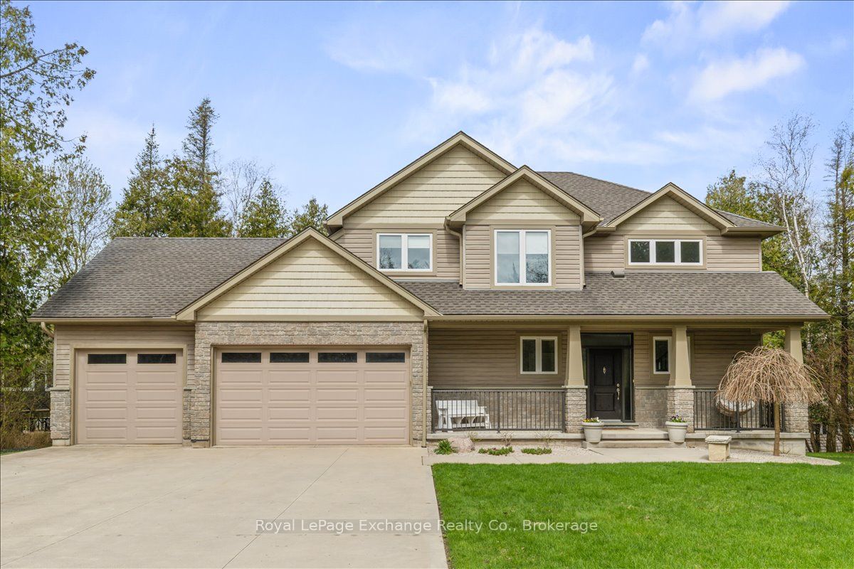 14 Kuehner Street, Kincardine, ON N2Z 2X6 photo 2