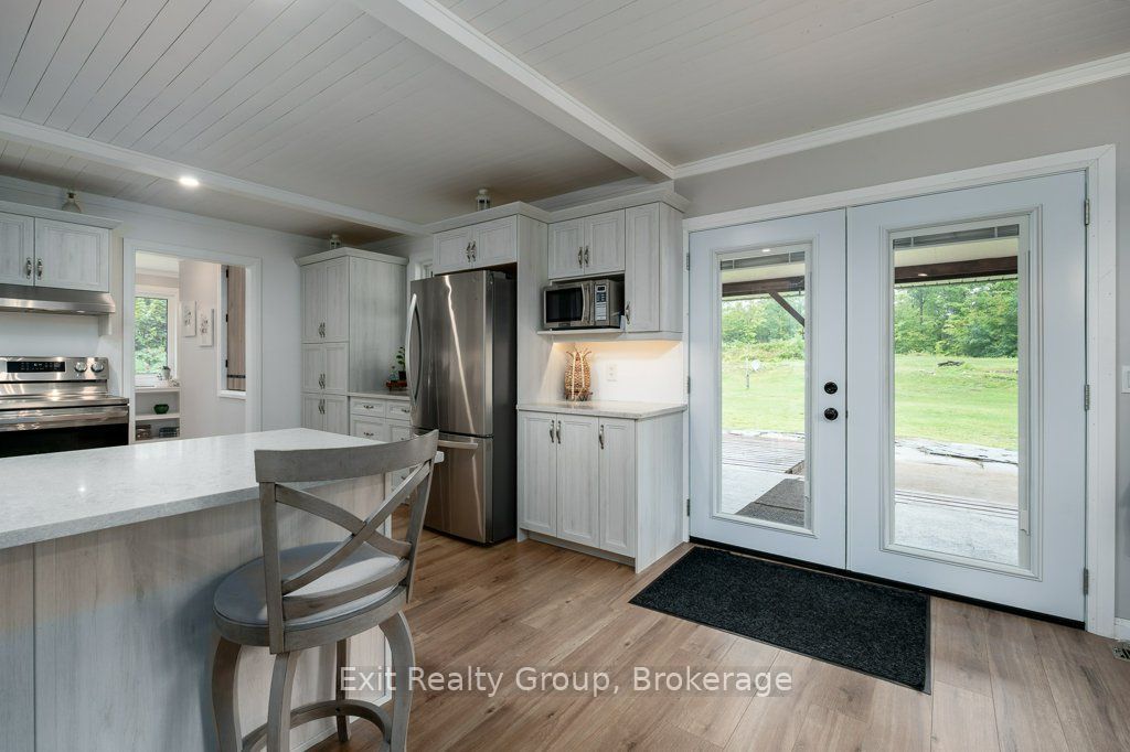 64A Oliver Road, Addington Highlands, ON K0H 1Z0 photo 5