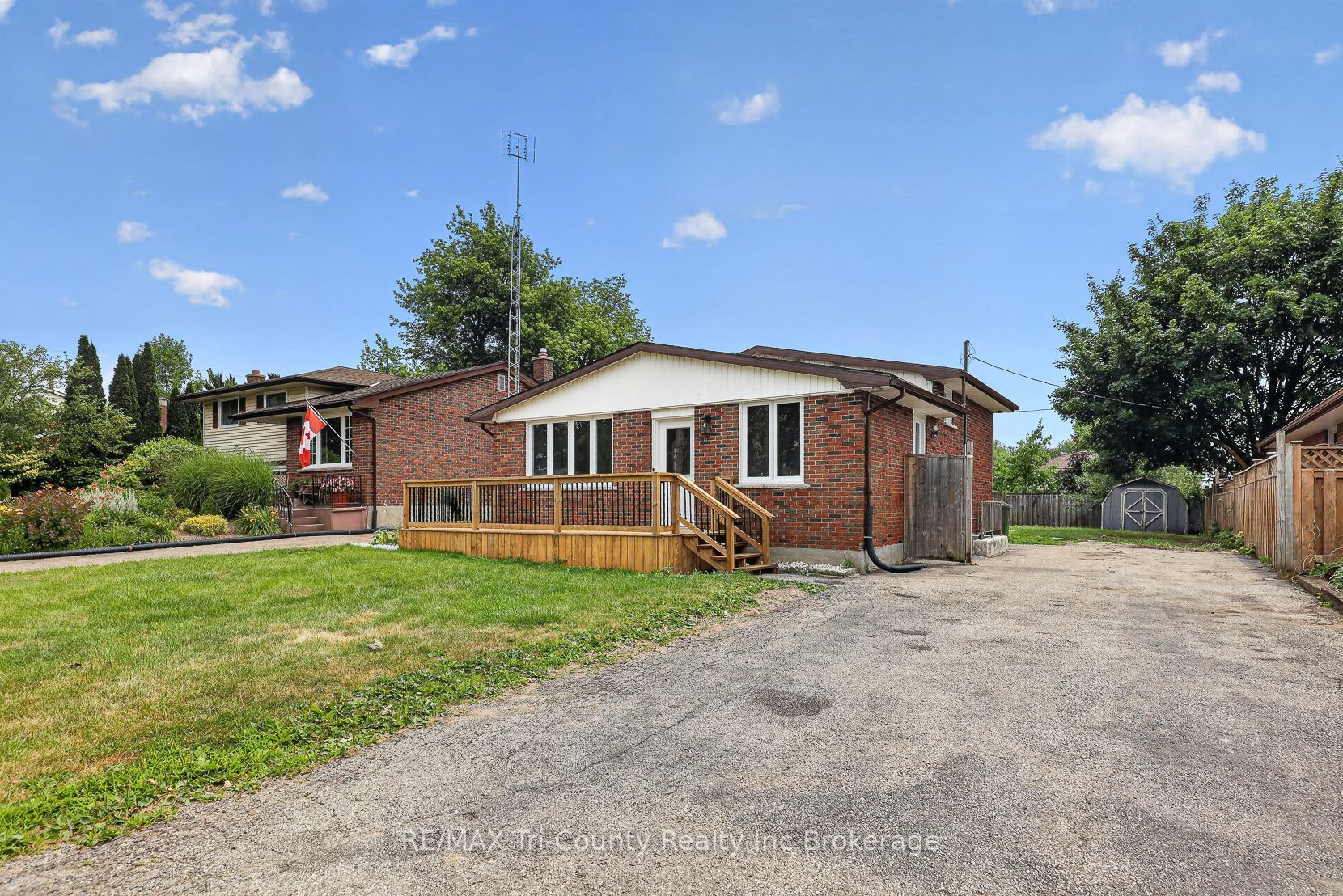 61 Airey Avenue, St. Thomas, ON N5R 1E1
