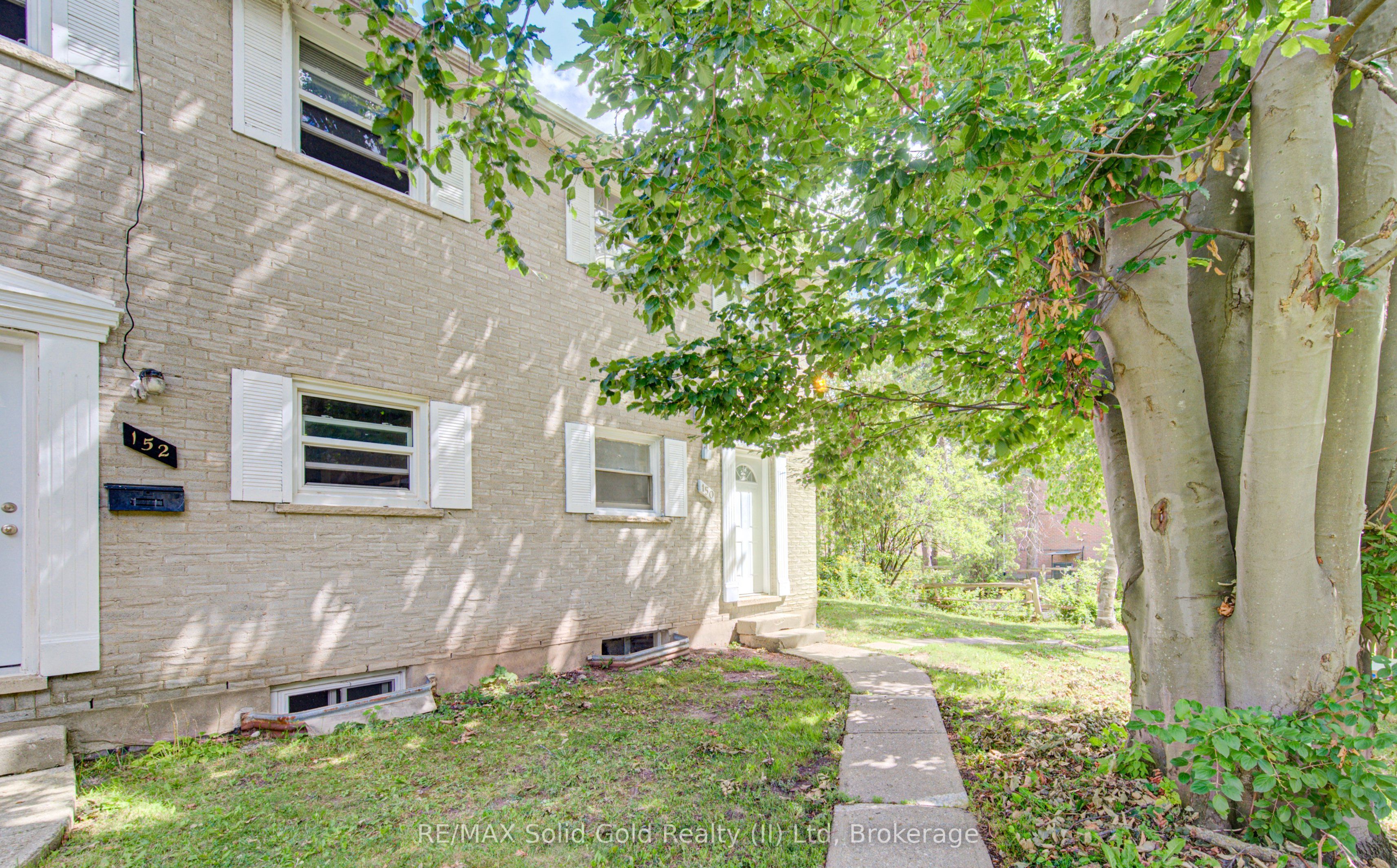 150 Westcourt Place, Waterloo, ON N2L 2R7 photo 4