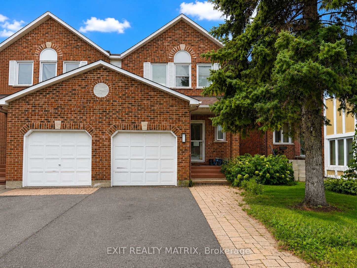 67 Ashpark Crescent, Hunt Club - South Keys and Area, ON K1T 3N7