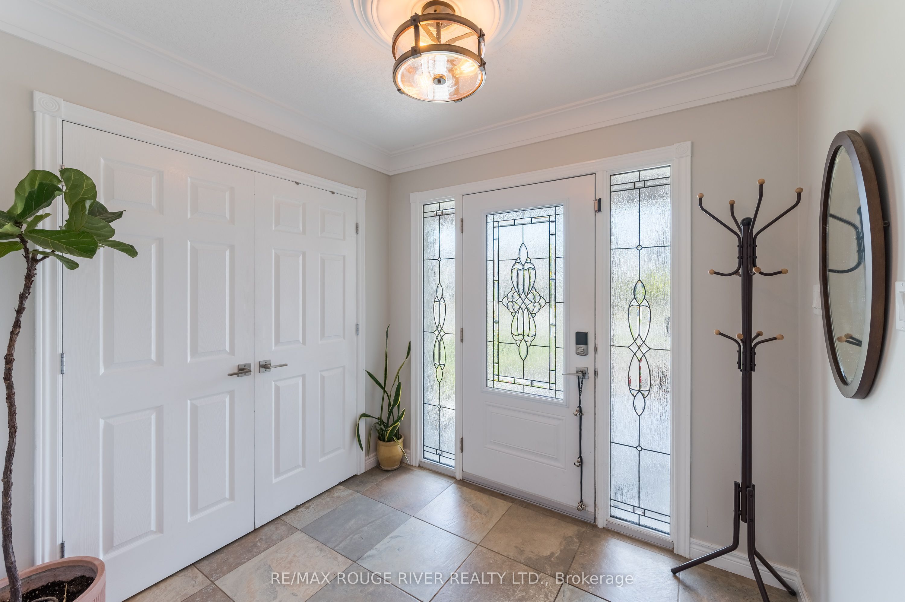969 Avery Avenue, Peterborough, ON K9J 0G9 photo 3