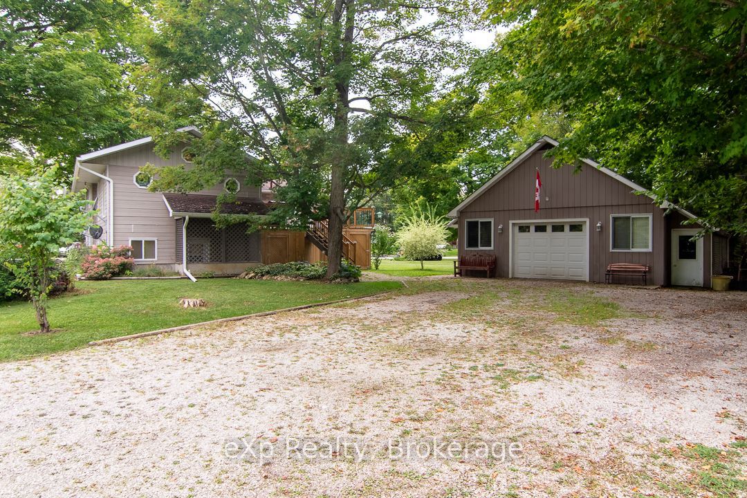 92 PARKSIDE Avenue, South Bruce Peninsula, ON N0H 2T0 photo 2