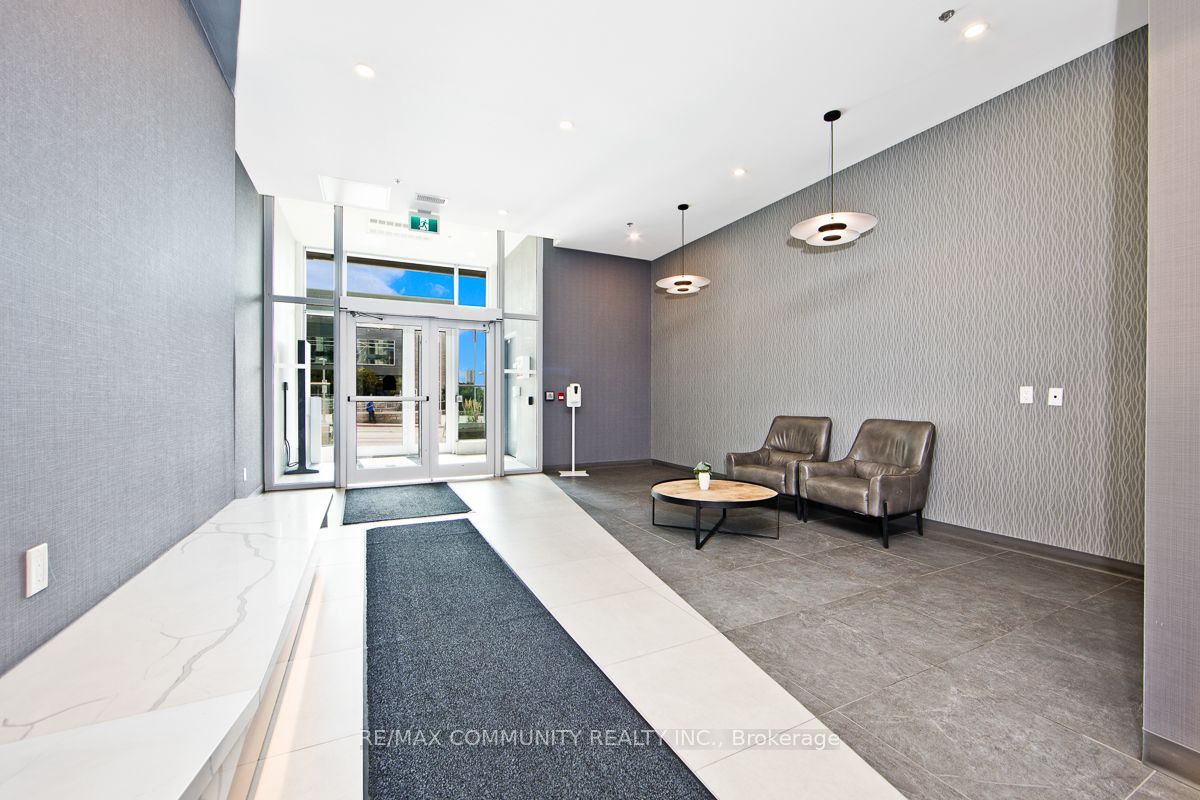 60 Frederick Street 3702, Kitchener, ON N2H 0C7 photo 2