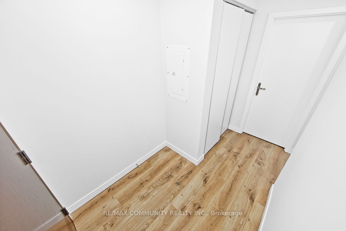 60 Frederick Street 3702, Kitchener, ON N2H 0C7 photo 4