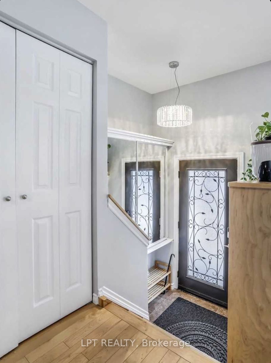 UPPER- 451 Brigadoon Drive, Hamilton, ON L9C 6C8 photo 4