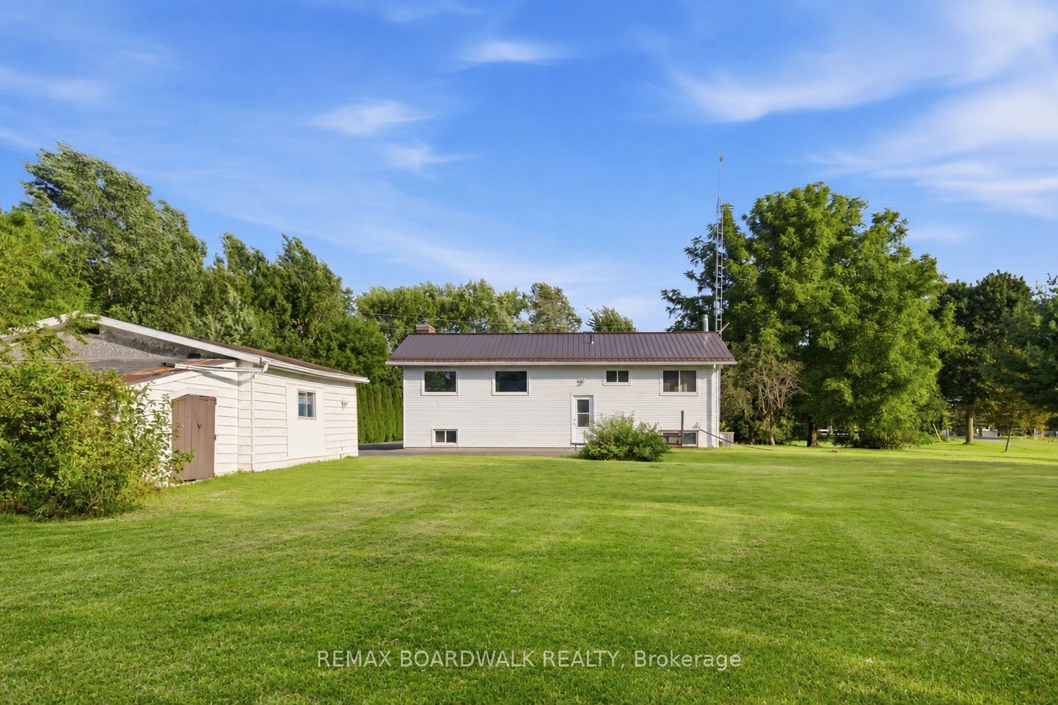 2106 County Road 2 Road, Edwardsburgh/Cardinal, ON K0E 1T1 photo 4