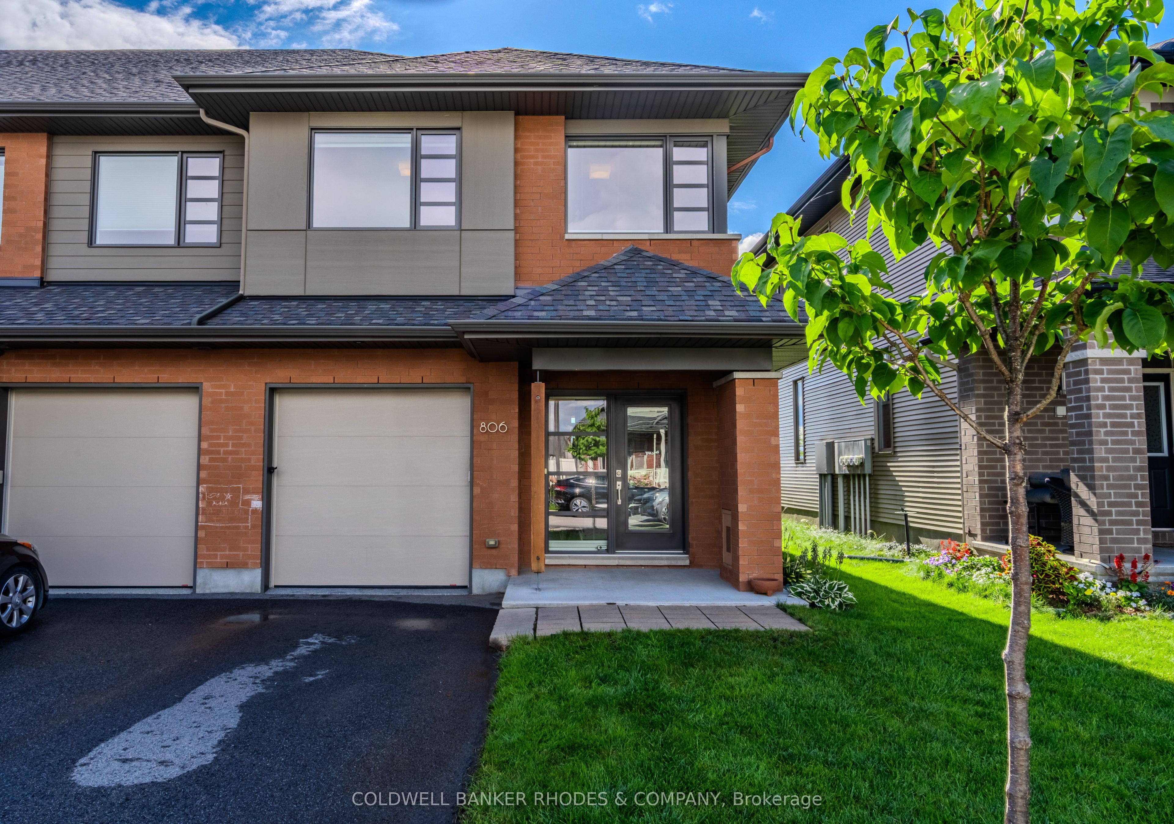 806 Carnelian Crescent, Blossom Park - Airport and Area, ON K1X 0A8 photo 2