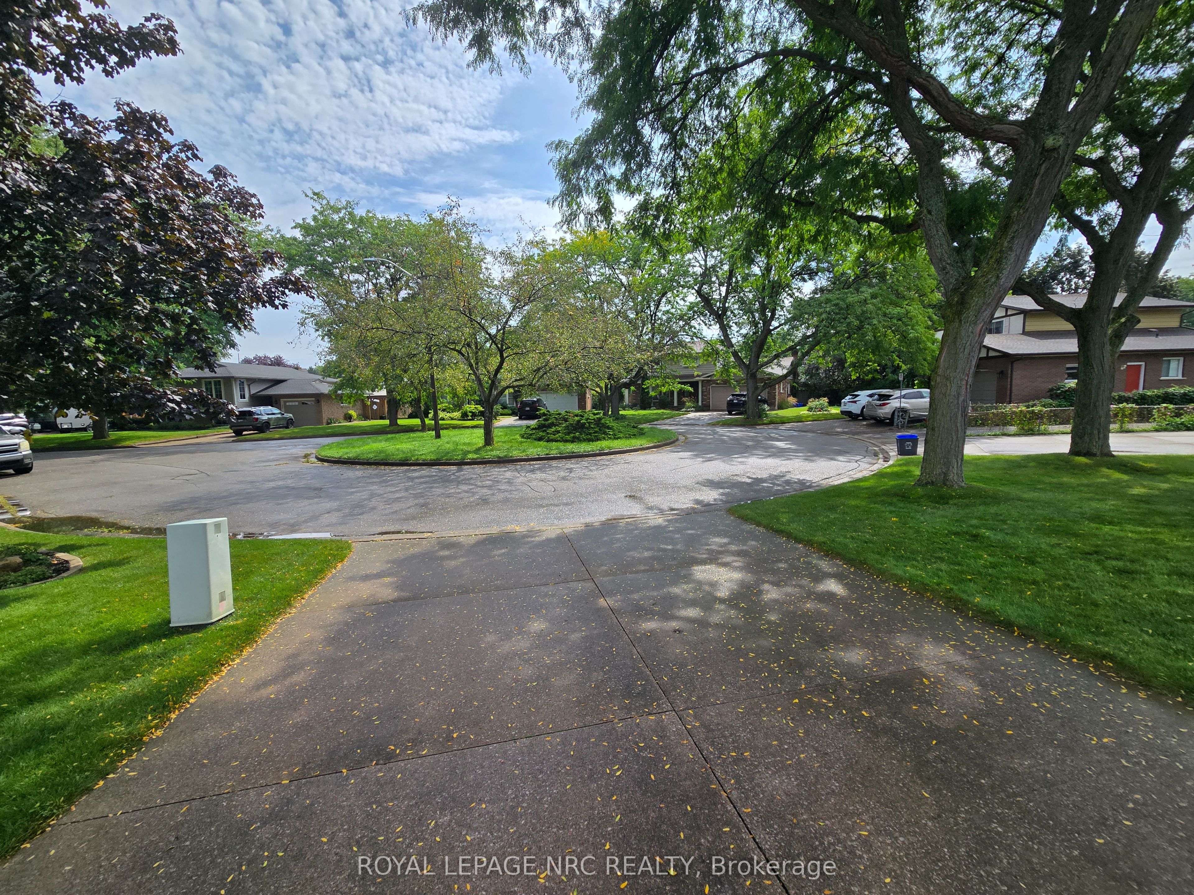 18 Deanna Crescent, St. Catharines, ON L2N 6R9 photo 2