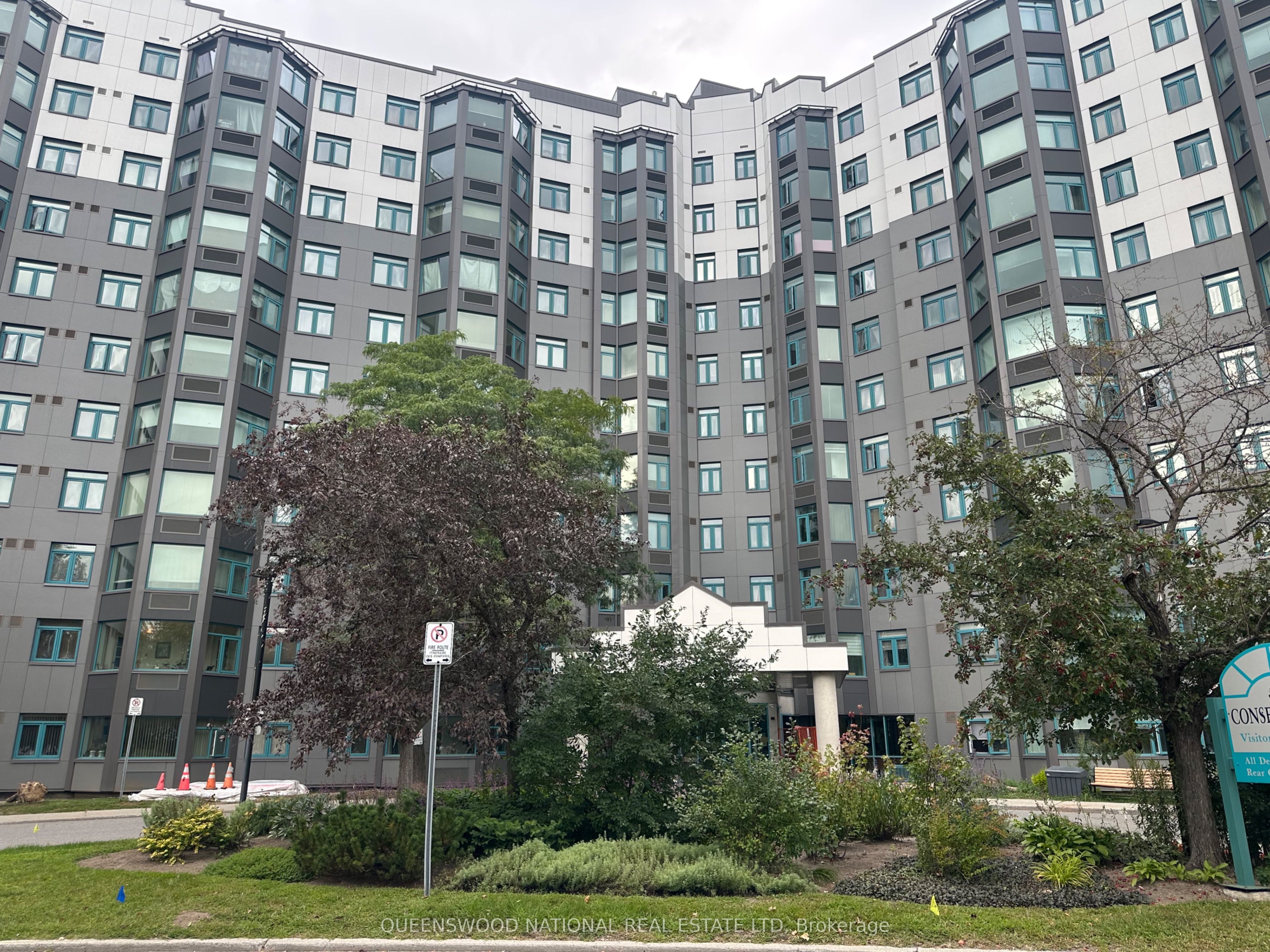 1025 Grenon Avenue 901, Britannia Heights - Queensway Terrace N and Area, ON K2B 8S5