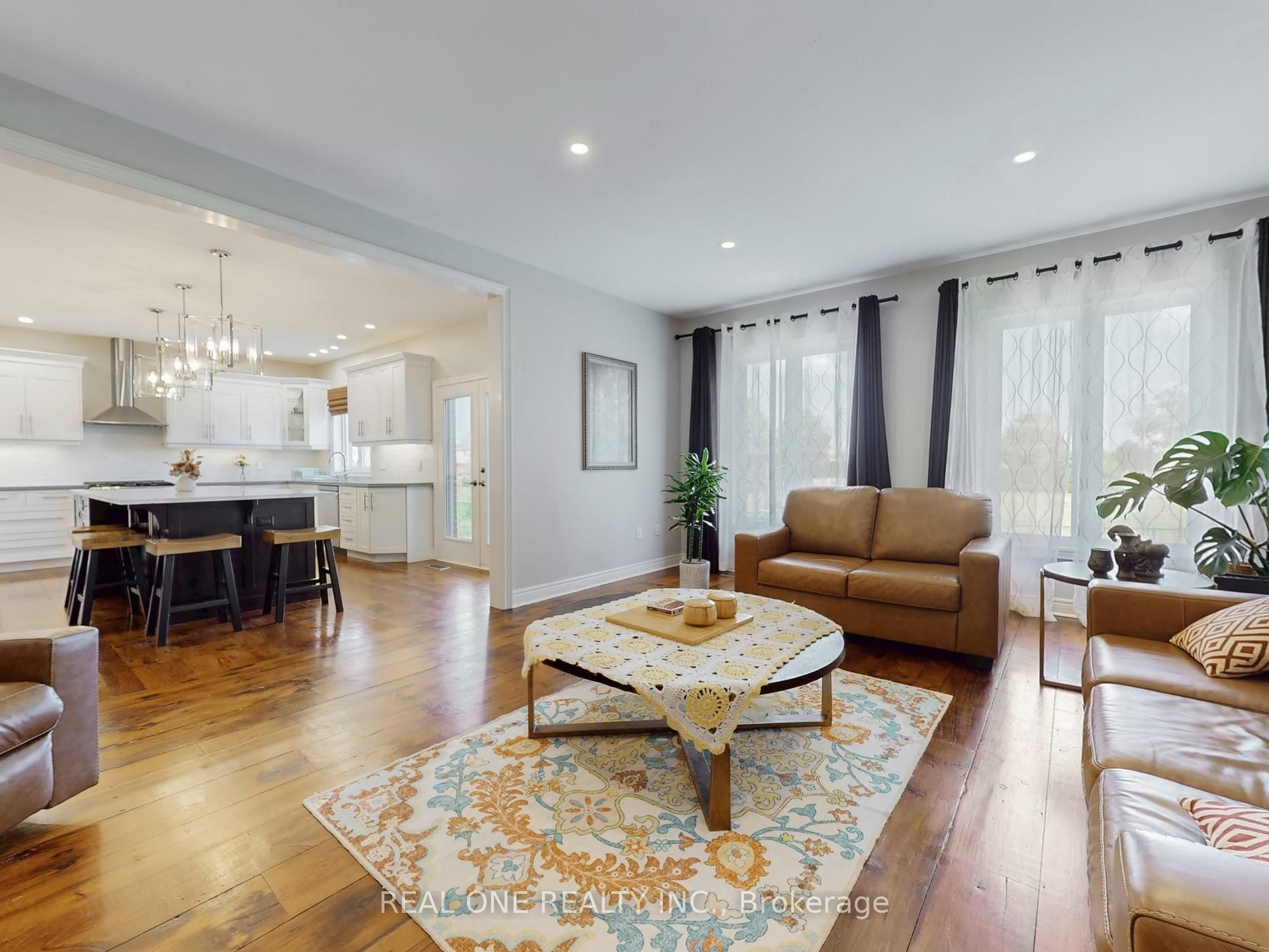 26 Matthews Court, St. Catharines, ON L2S 4C4 photo 4
