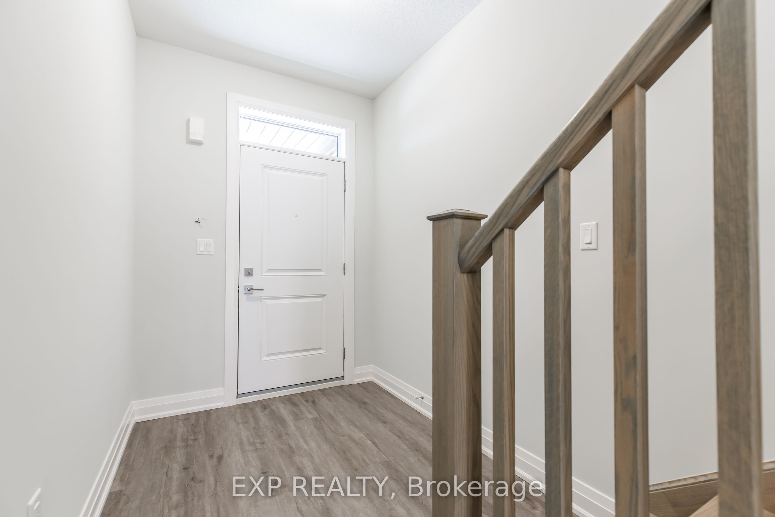 21 Bayberry Lane, Hamilton, ON L0R 1W0 photo 2