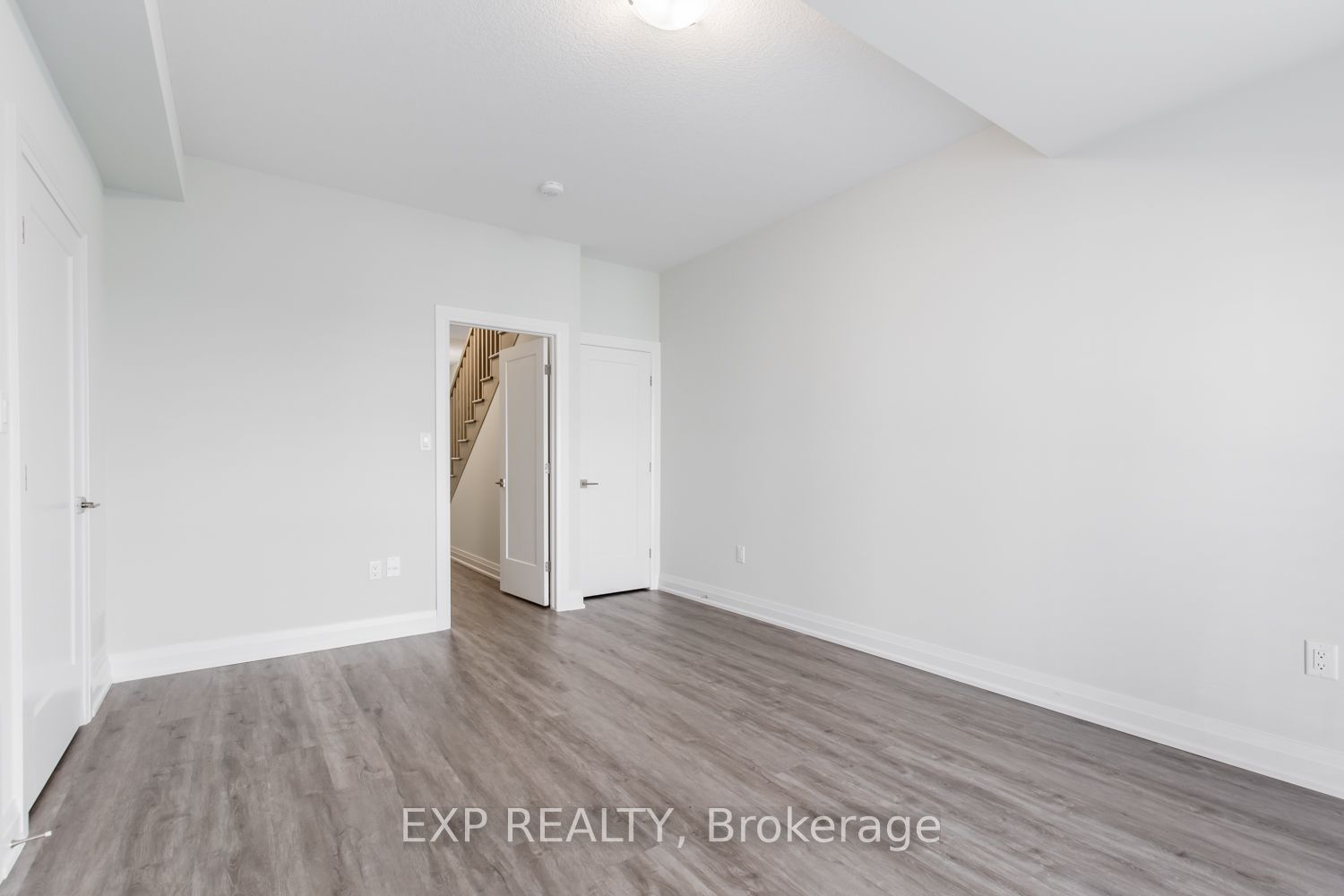 21 Bayberry Lane, Hamilton, ON L0R 1W0 photo 4