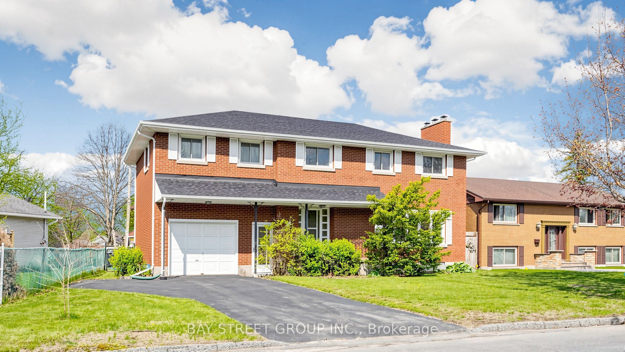 14 Machar Place, Kingston, ON K7M 1L6