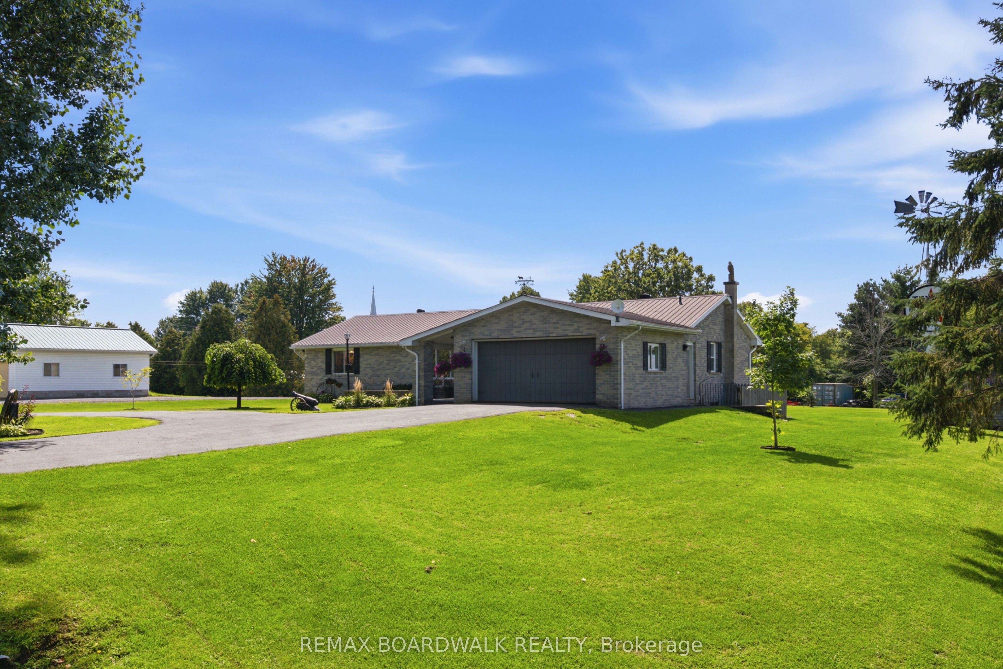 7014 County Rd 22 Road, Edwardsburgh/Cardinal, ON K0E 1X0 photo 2