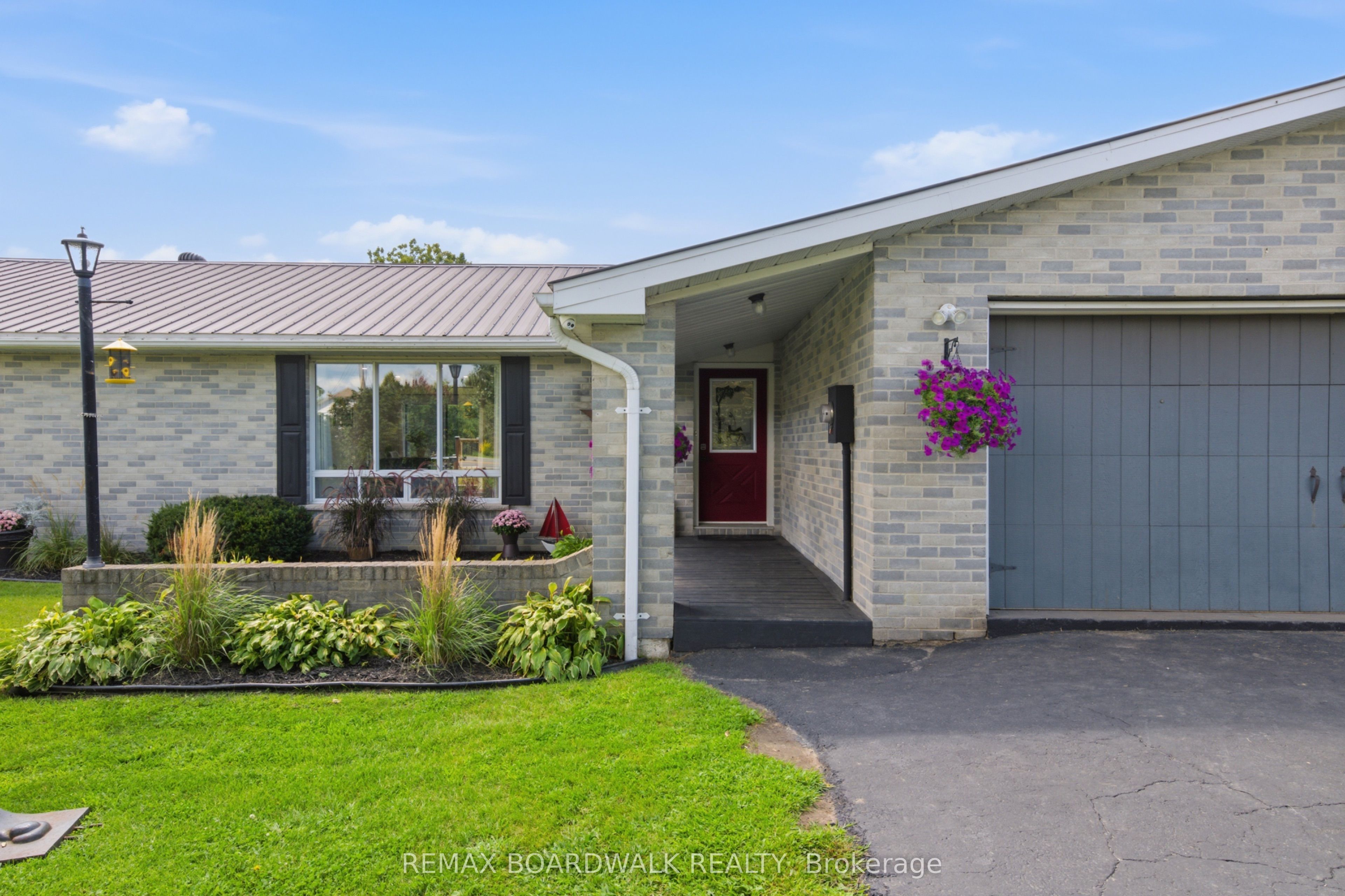 7014 County Rd 22 Road, Edwardsburgh/Cardinal, ON K0E 1X0 photo 4