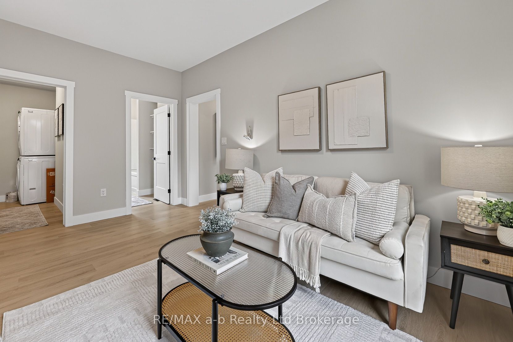 91 Winniett Street, Woodstock, ON N4S 5Z6 photo 4