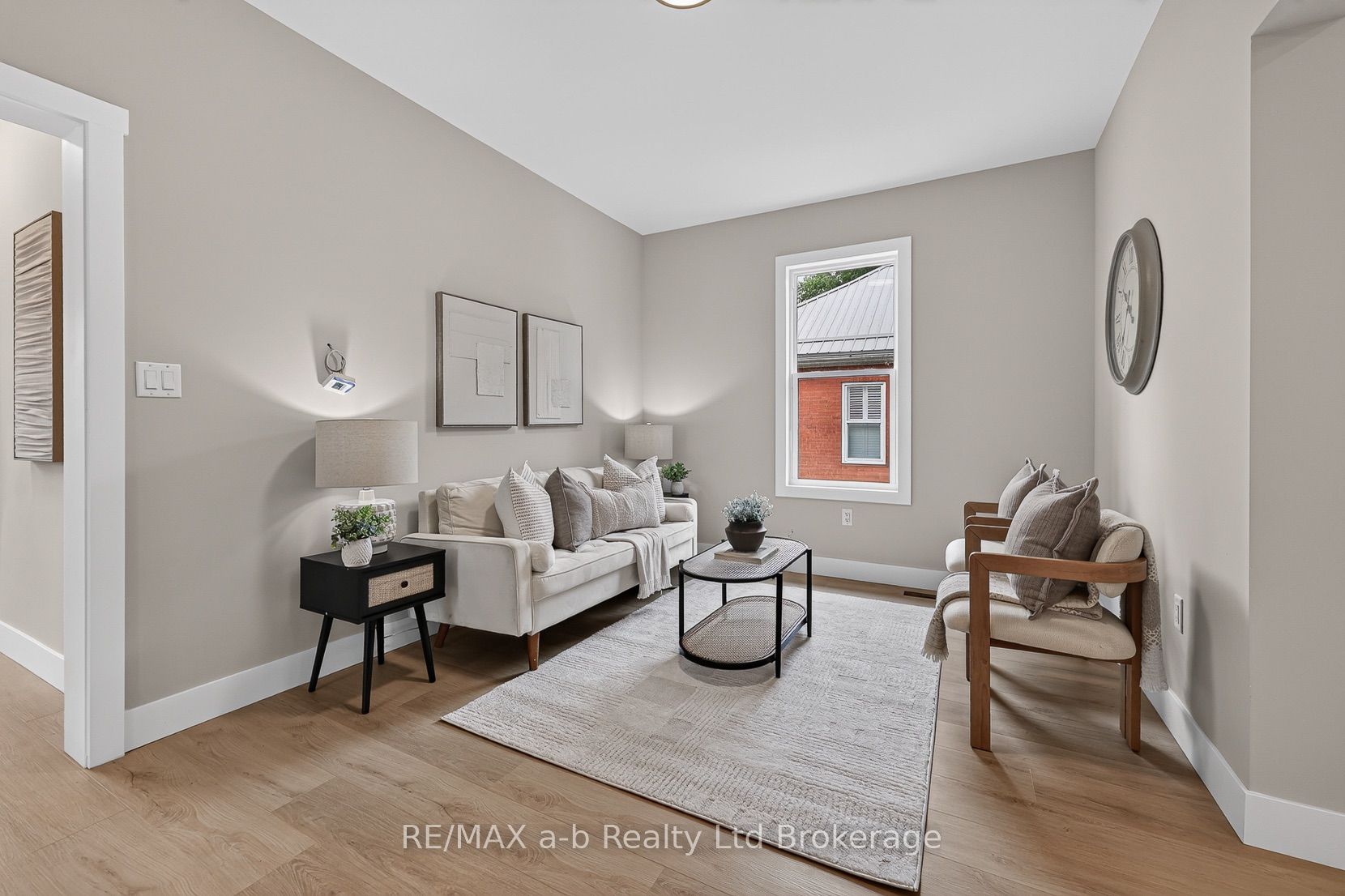 91 Winniett Street, Woodstock, ON N4S 5Z6 photo 5