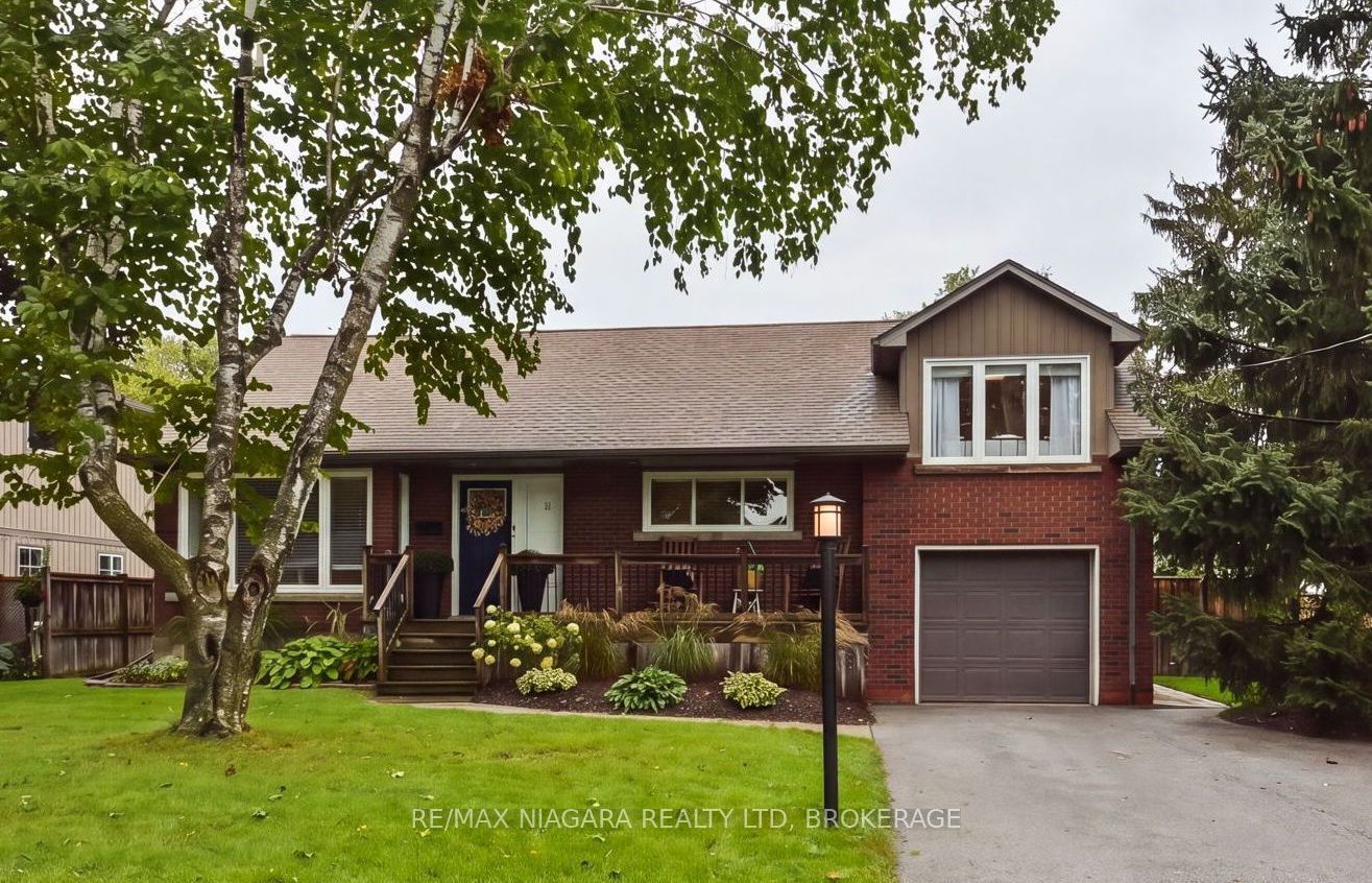 9 Youngblut Avenue, St. Catharines, ON L2N 1M9