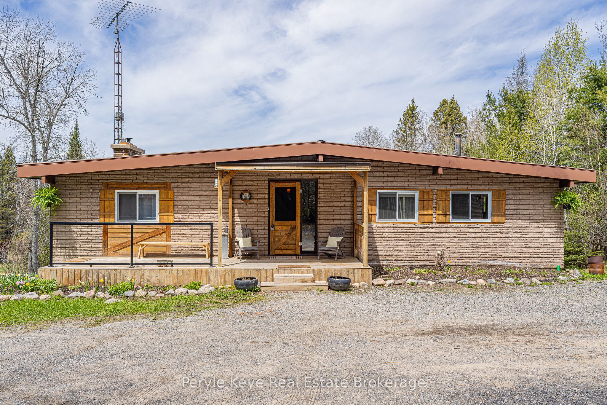 114 Robbs Rock Road, Burk's Falls, ON P0A 1C0