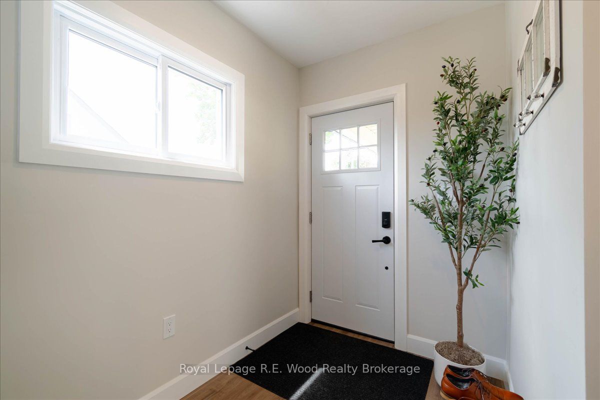 34 King Street, Tillsonburg, ON N4G 3E5 photo 4