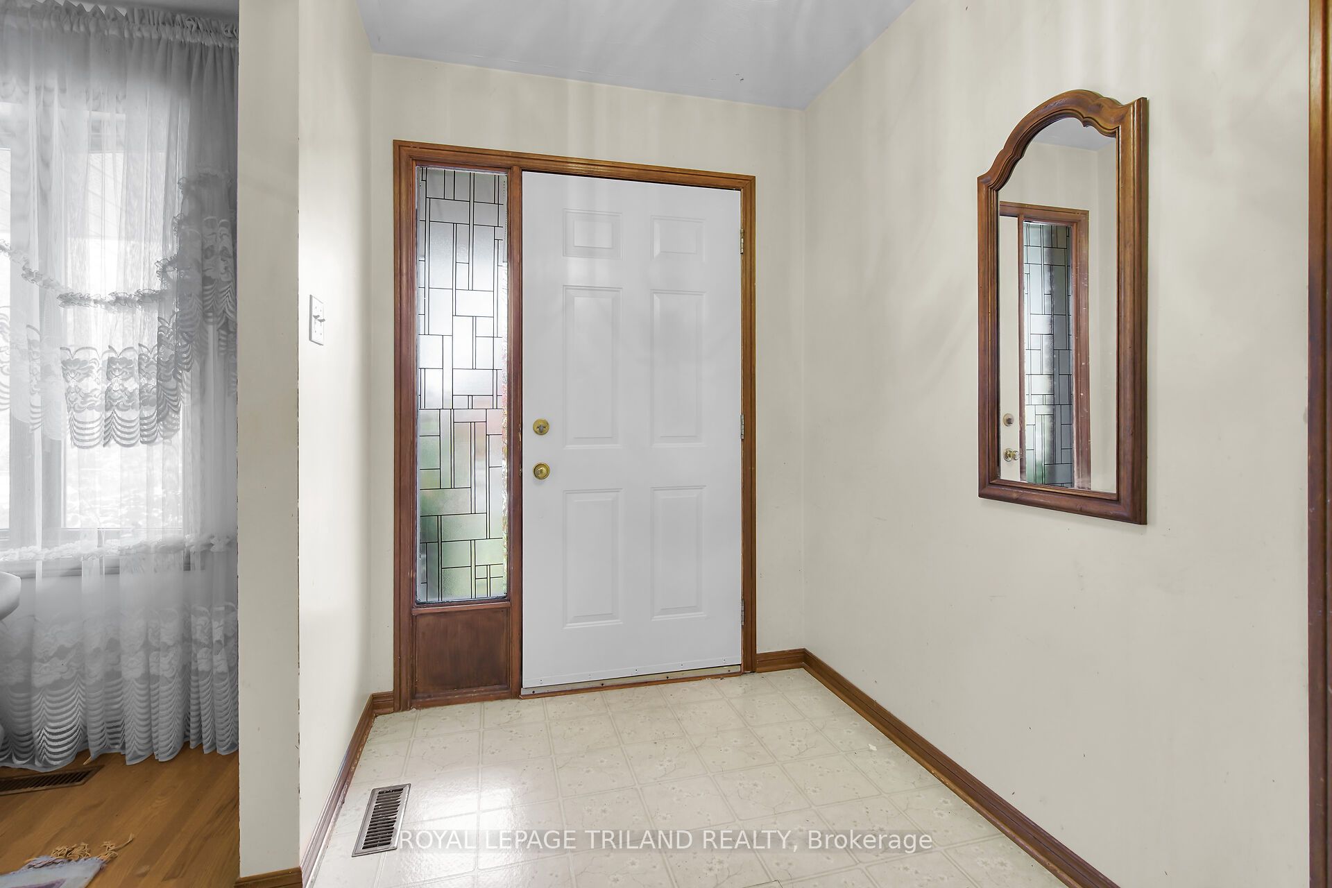 42 Applegreen Grove, London South, ON N6J 4K4 photo 3