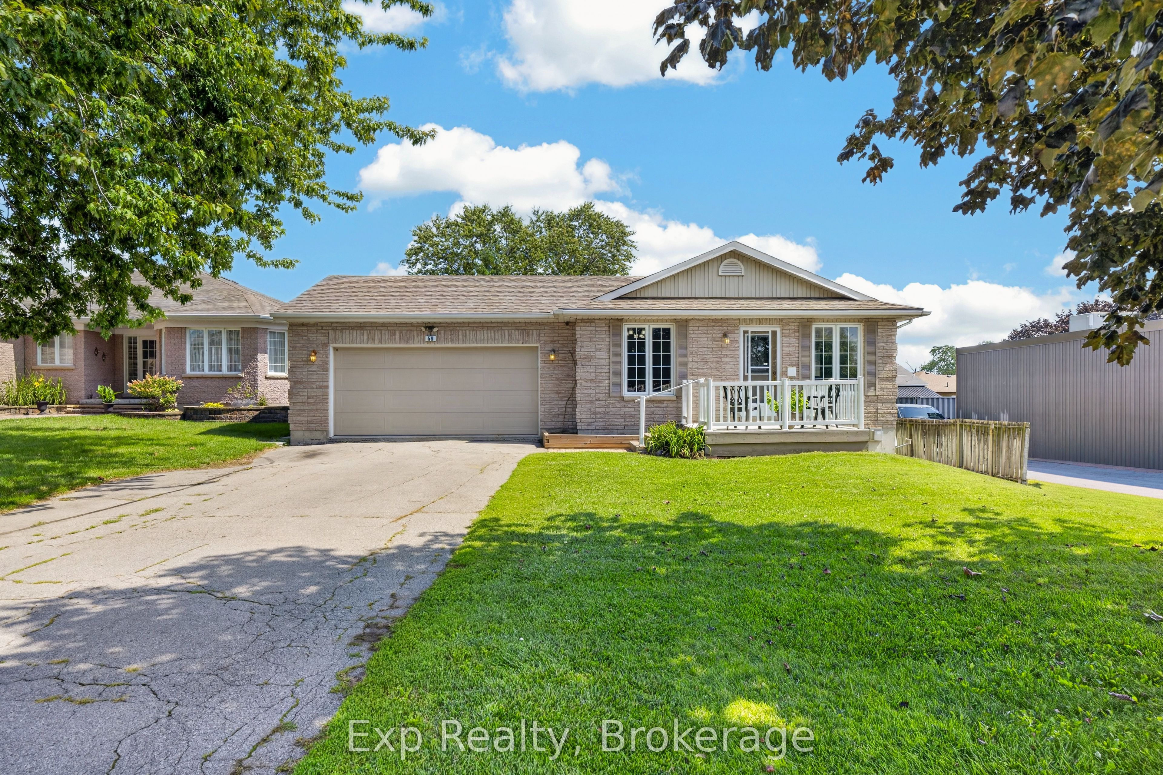 59 Avondale Road, Belleville, ON K8P 4G2
