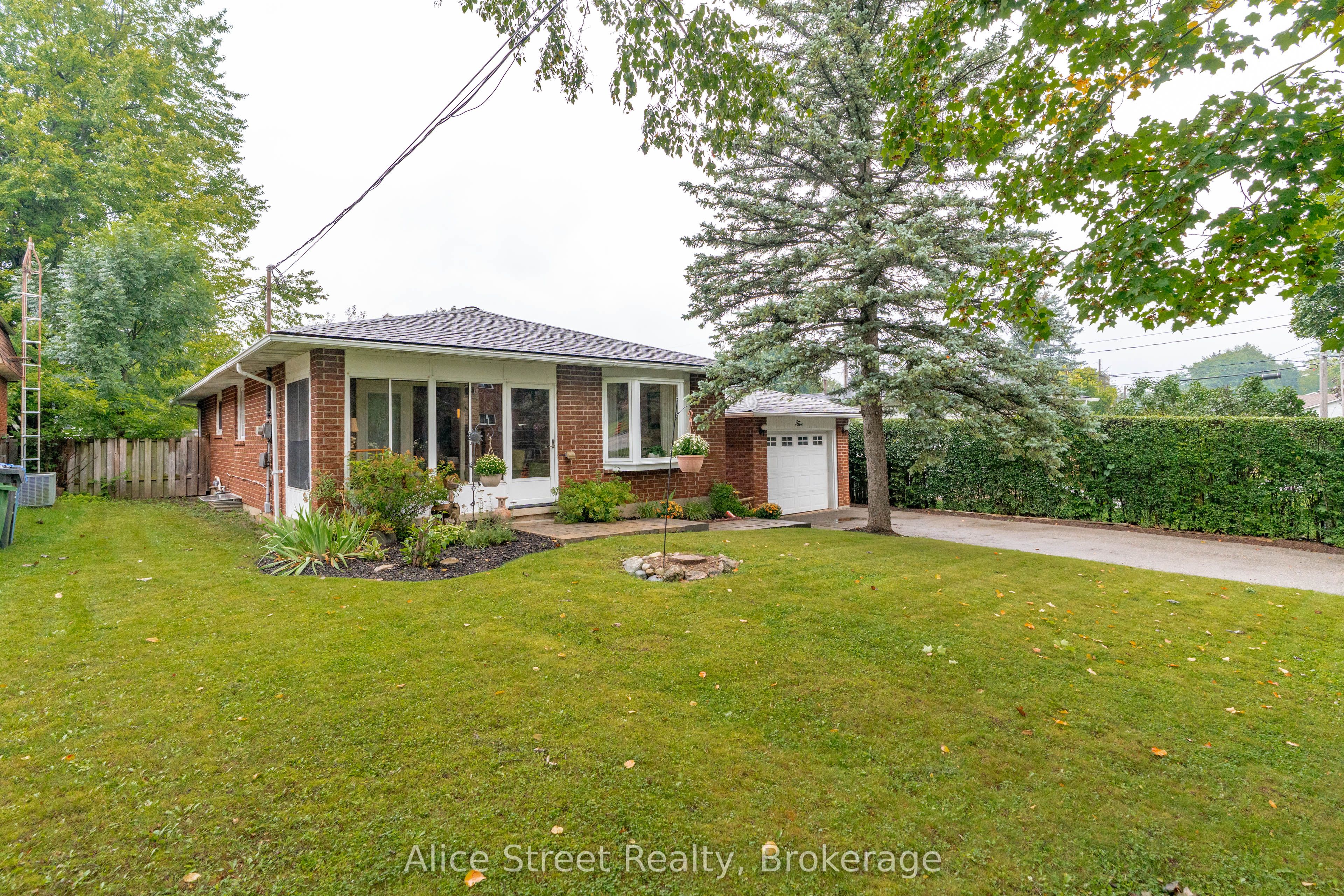 5 Glenbrook Drive, Guelph, ON N1E 1B1 photo 3