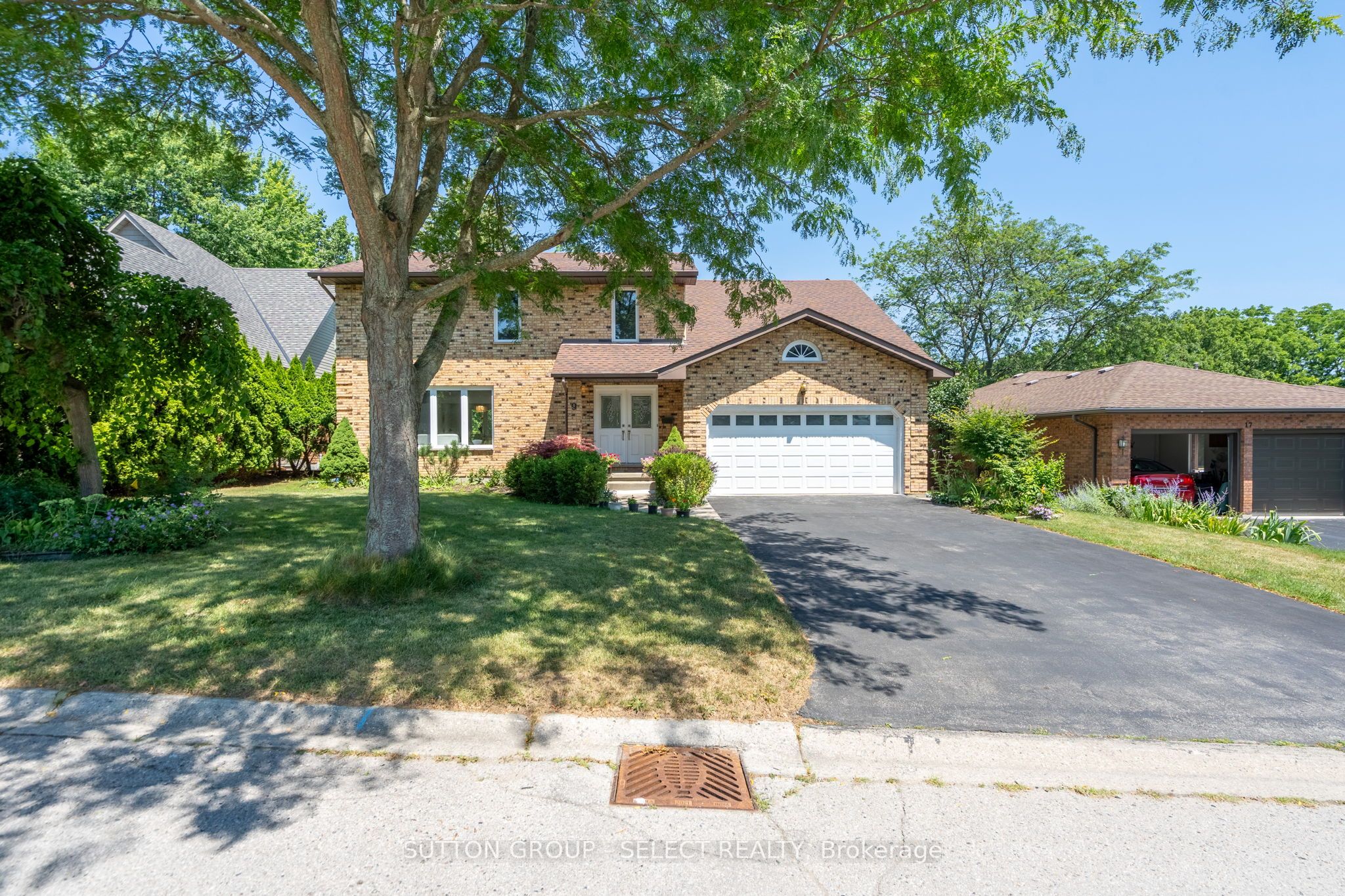 9 ULLSWATER Crescent, London North, ON N6G 4L4 photo 2
