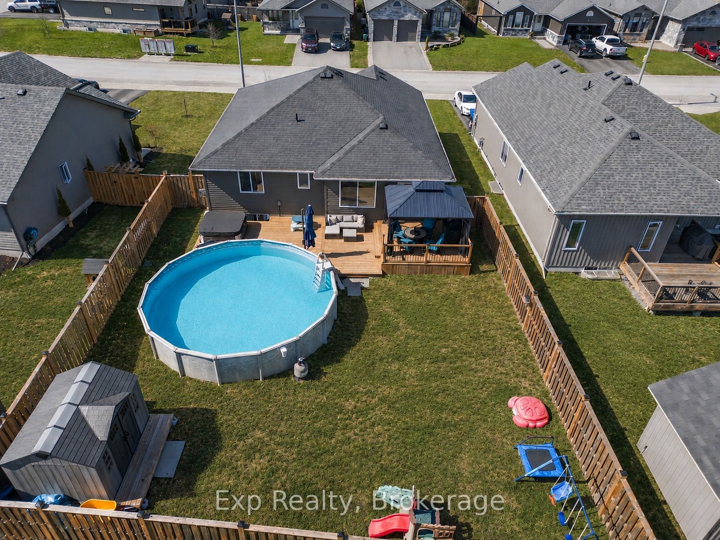 47 Birchmount Street, Quinte West, ON K8V 0C6 photo 2