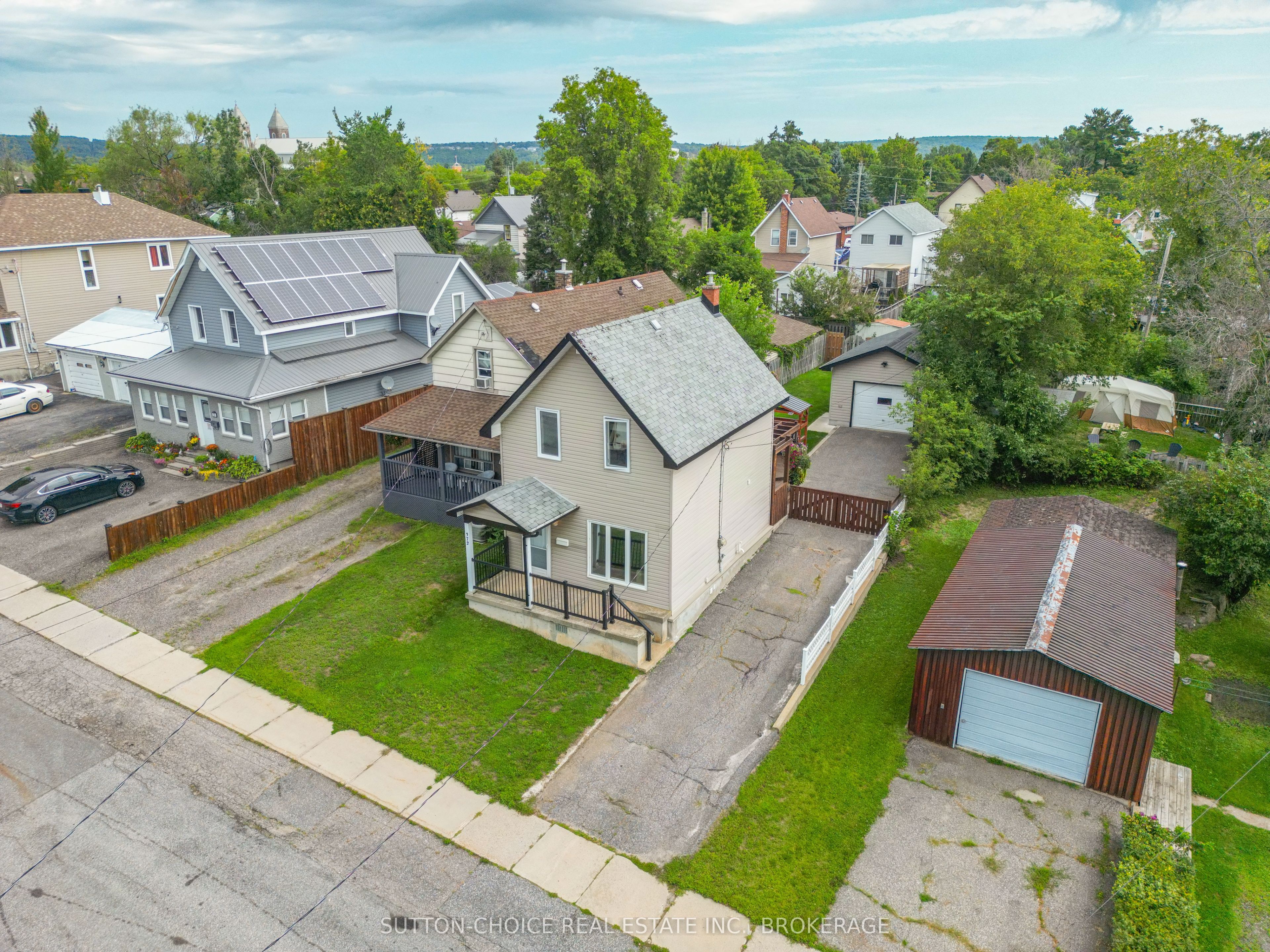 372 Third Avenue E, North Bay, ON P1B 1M6 photo 3