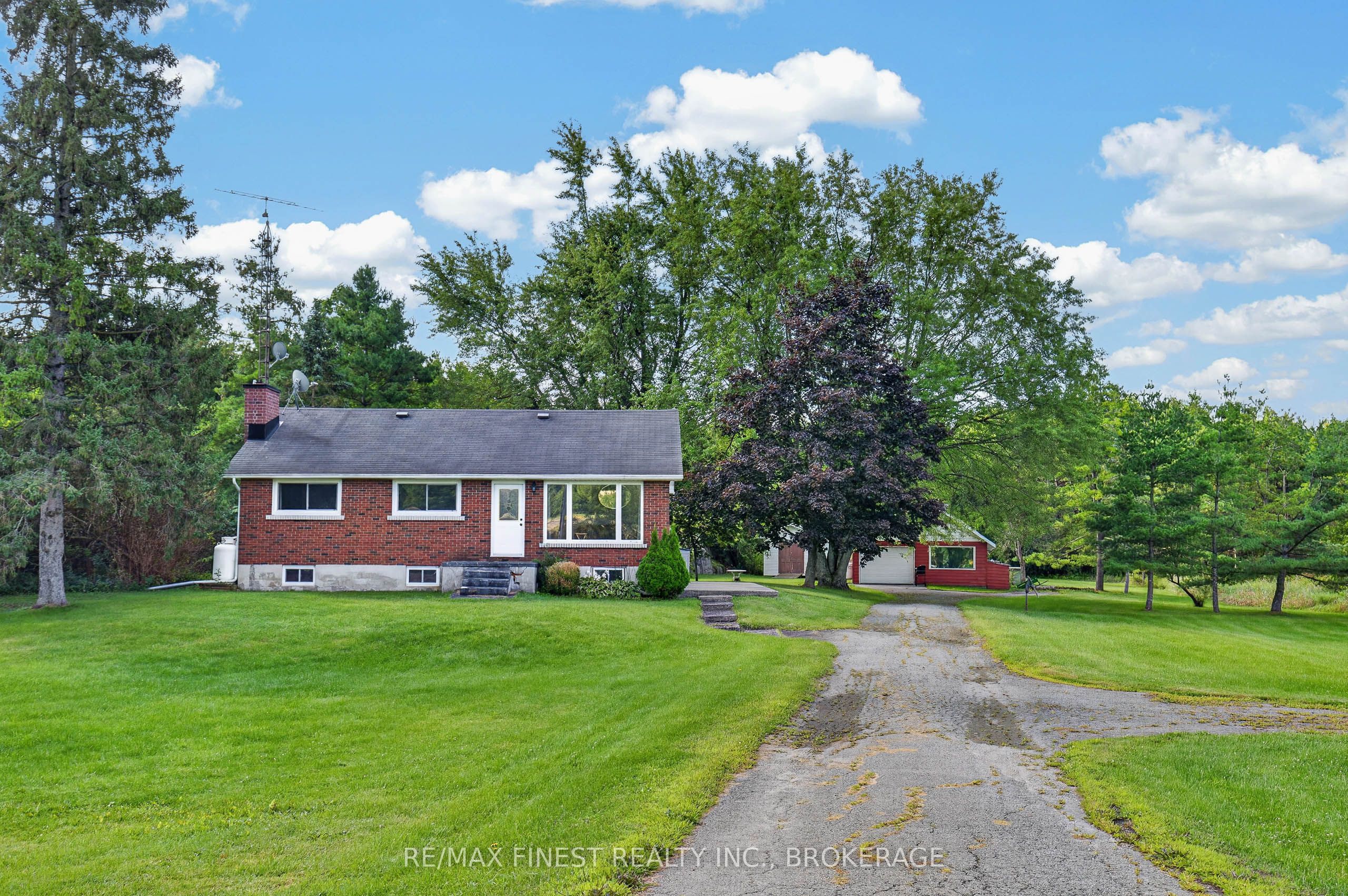 513 County road 2, Front of Leeds & Seeleys Bay, ON K7G 2V4 photo 3