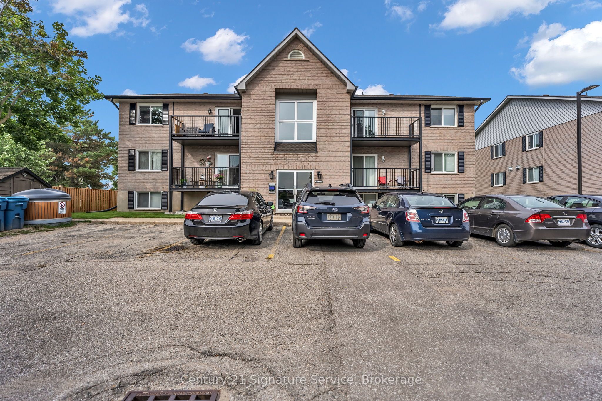 50 Campbell Court 202, Stratford, ON N5A 7T6 photo 2